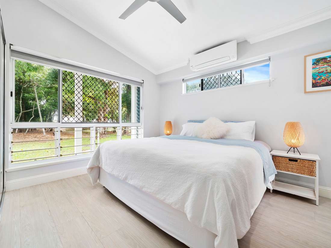 Photo 14 of 45 Inarlinga Road, Cowley Beach