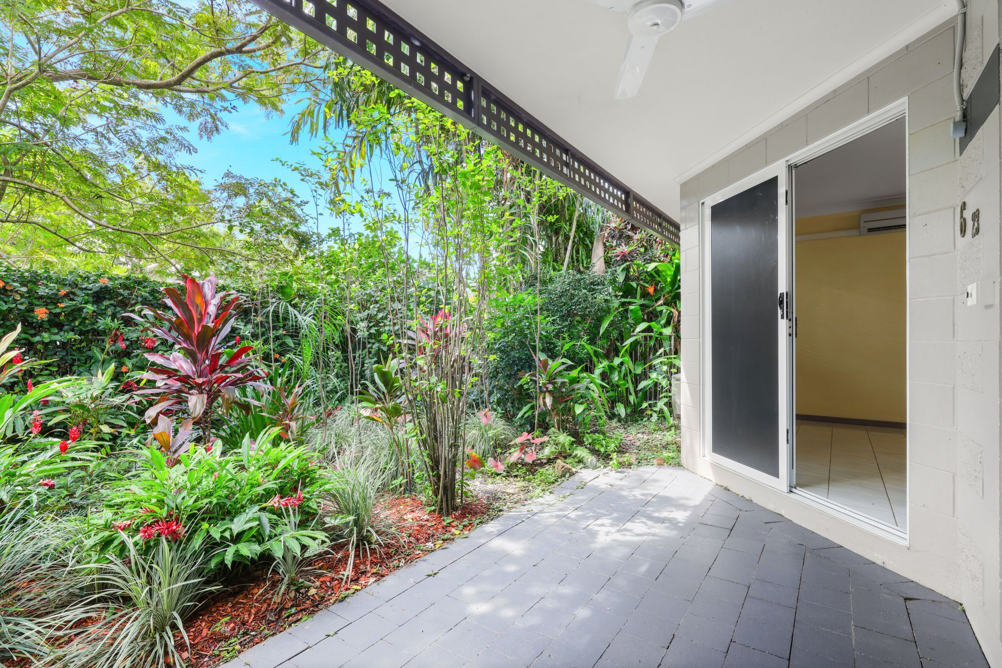 6/23 Springfield Crescent, Manoora - Thumbnail 2