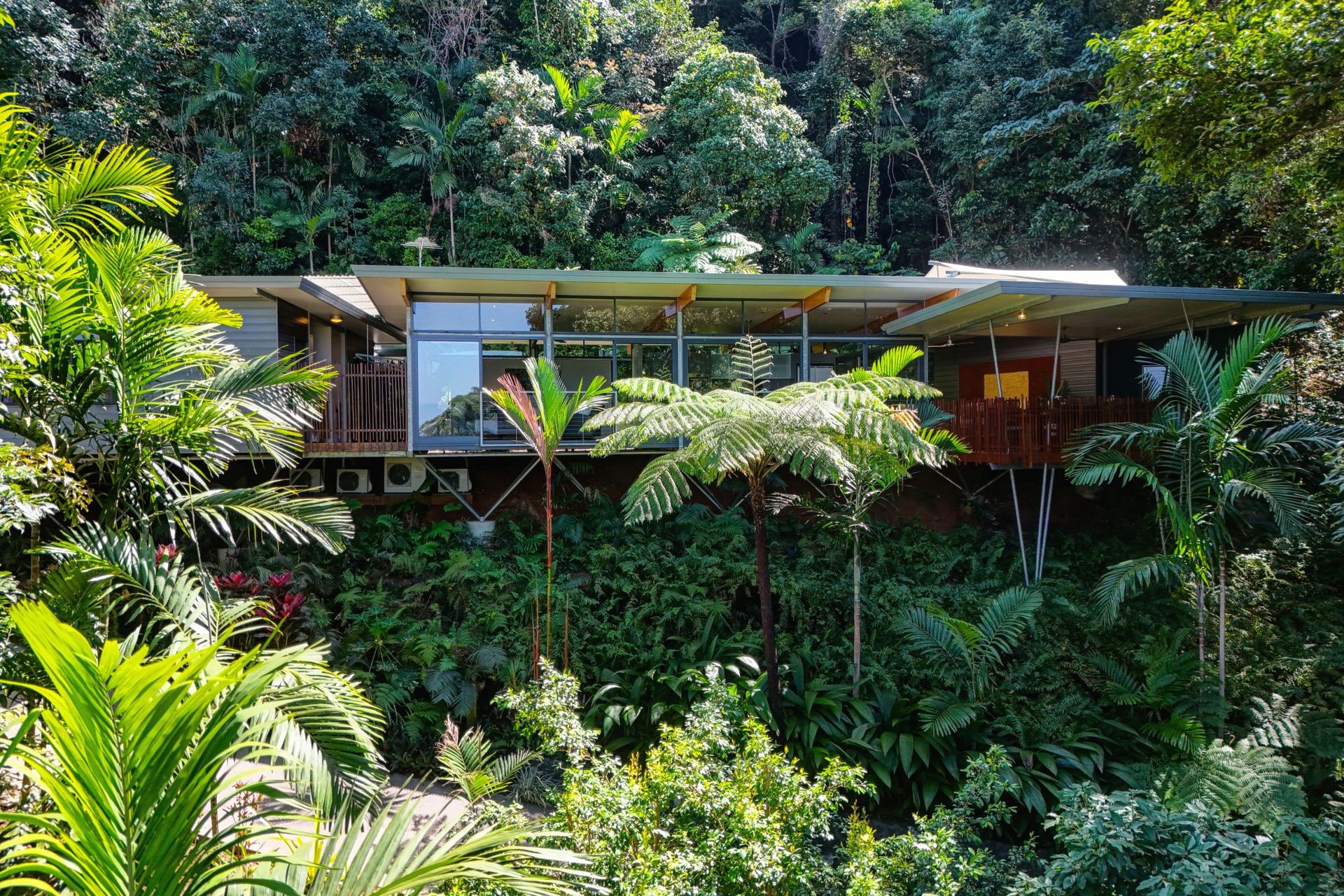 9 Planchonella Close, Edge Hill - Image 1