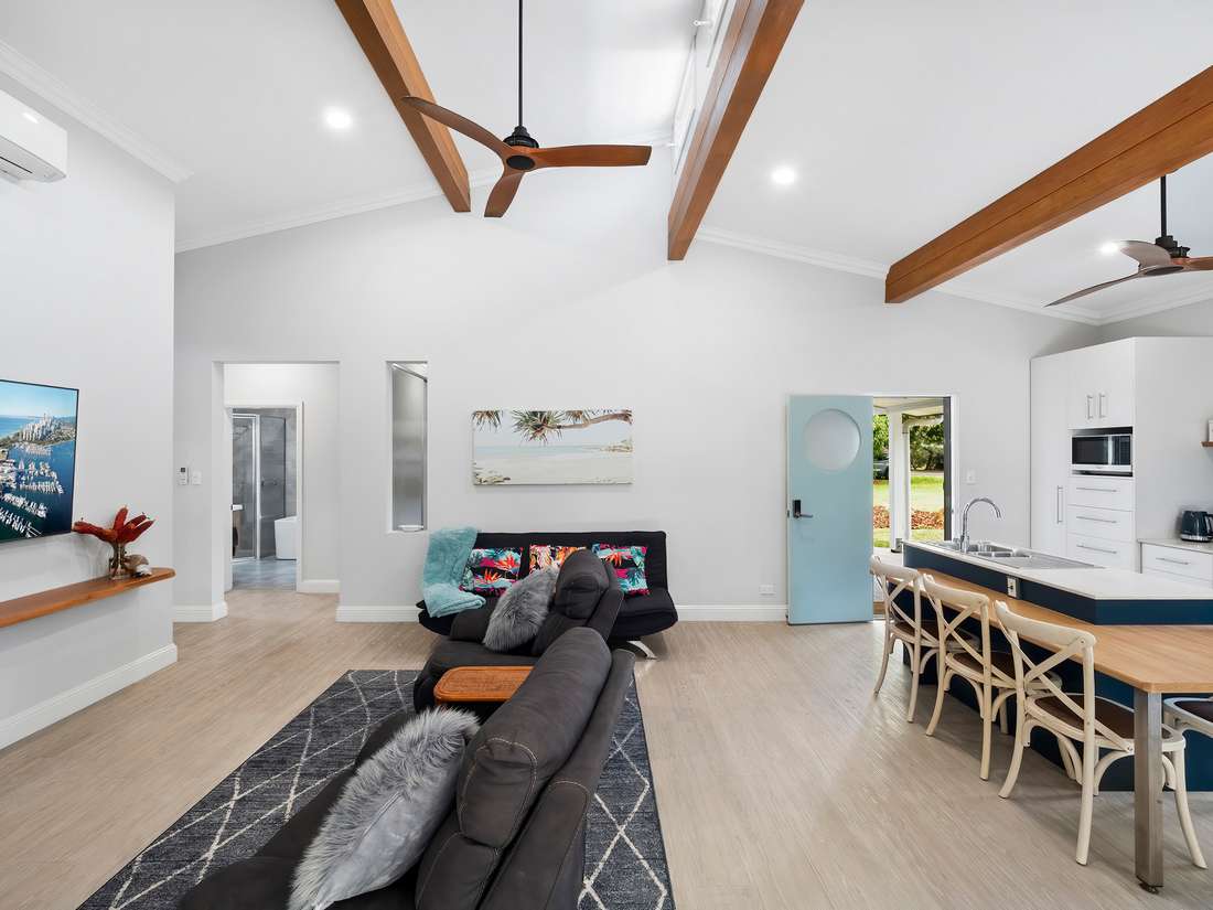 Photo 5 of 45 Inarlinga Road, Cowley Beach