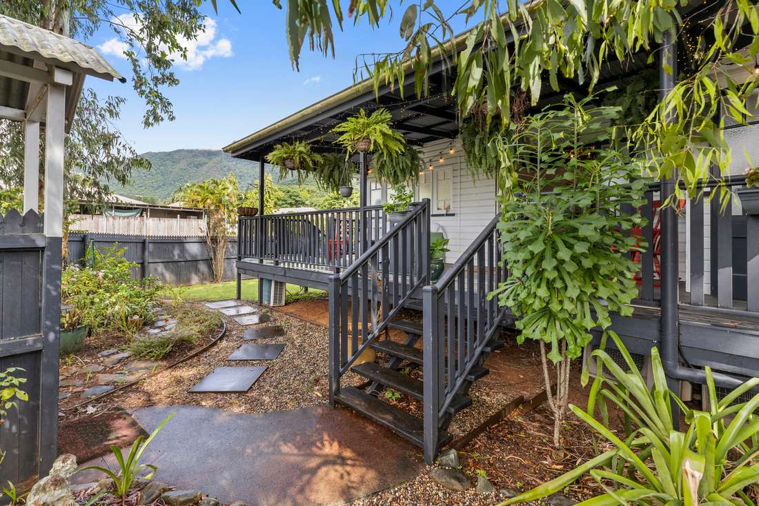 2 Hedley Close, Redlynch - Thumbnail 4