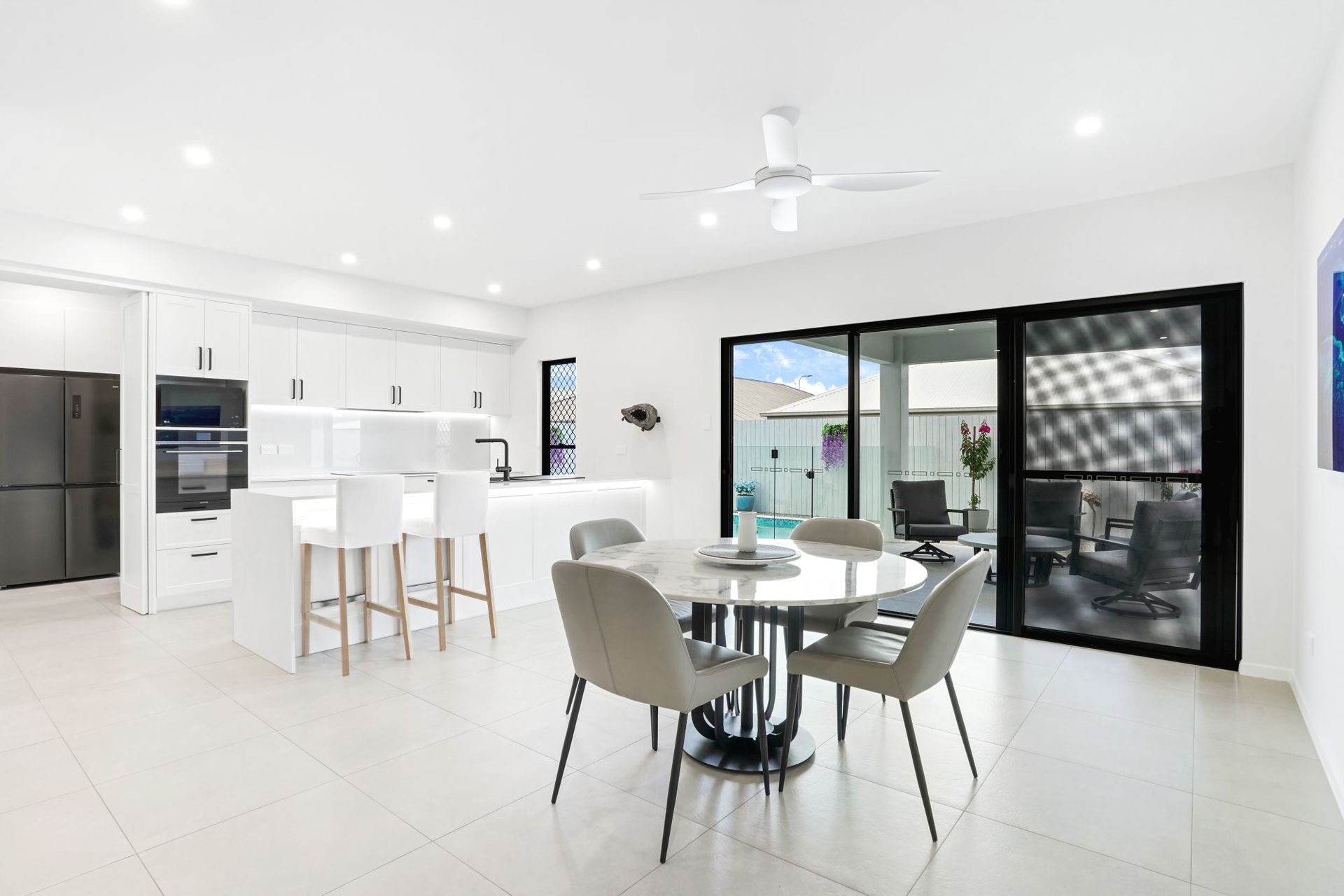 19 Rockingham Parade, Smithfield - Thumbnail 5