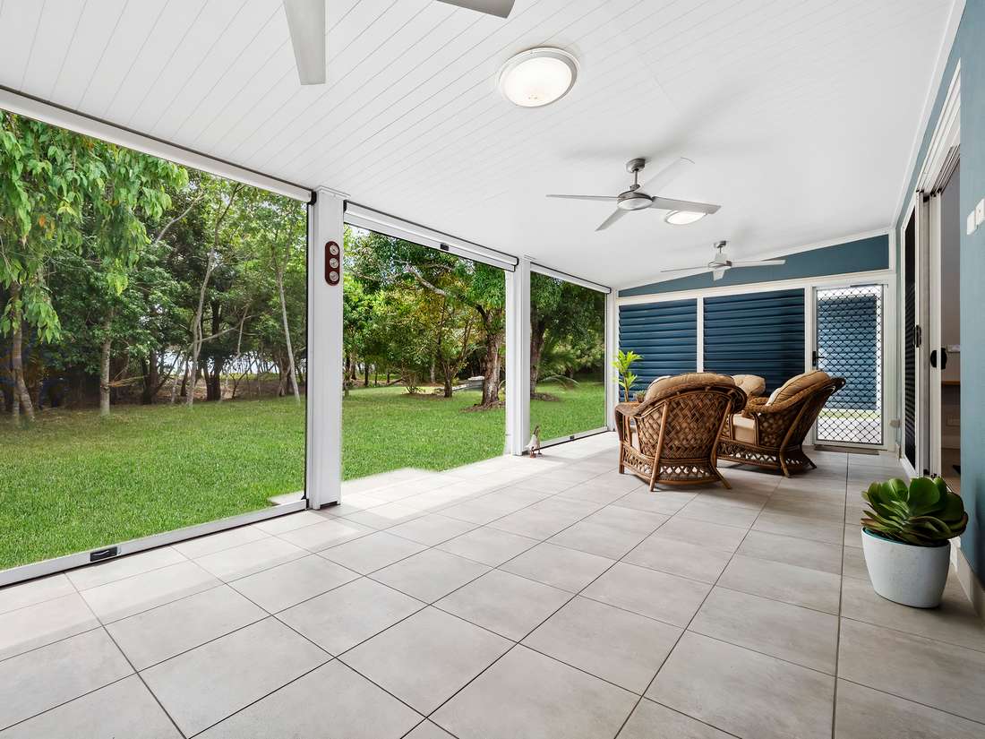 Photo 11 of 45 Inarlinga Road, Cowley Beach
