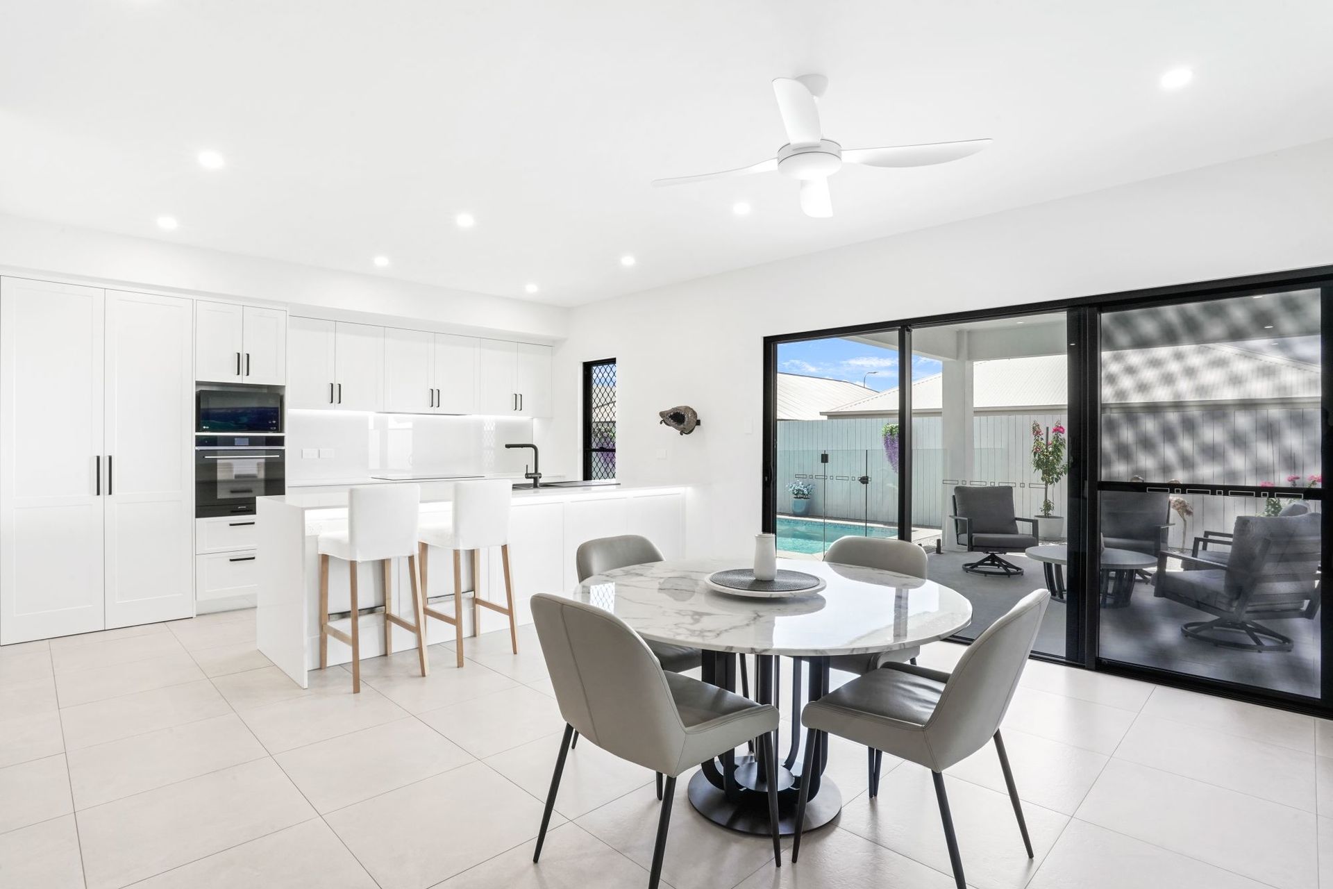 19 Rockingham Parade, Smithfield - Thumbnail 4