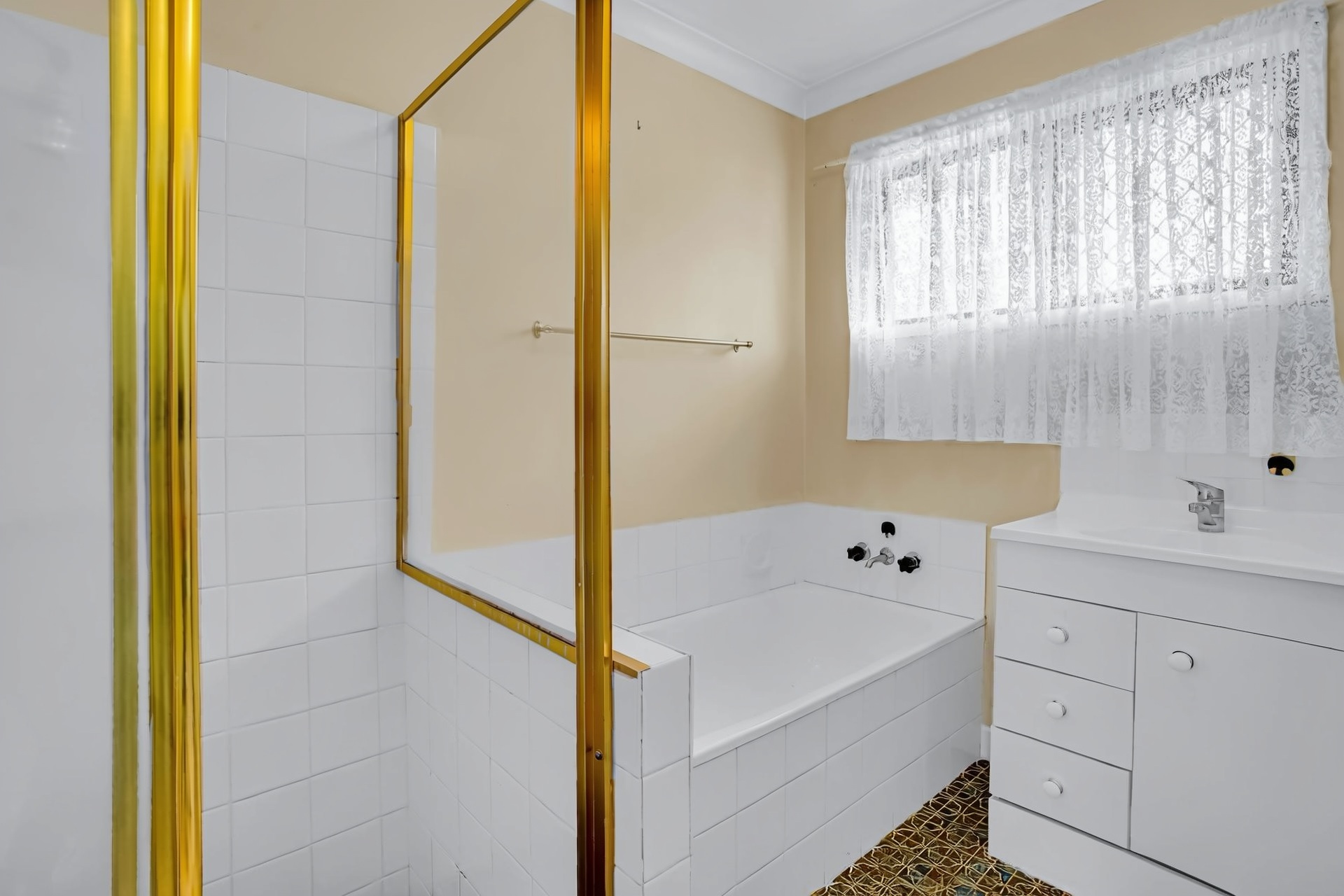 12 Forestglen Crescent, Browns Plains - Thumbnail 7