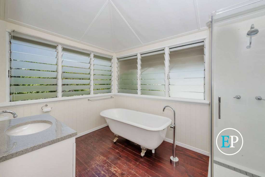 Photo 7 of 78 Stagpole Street, West End
