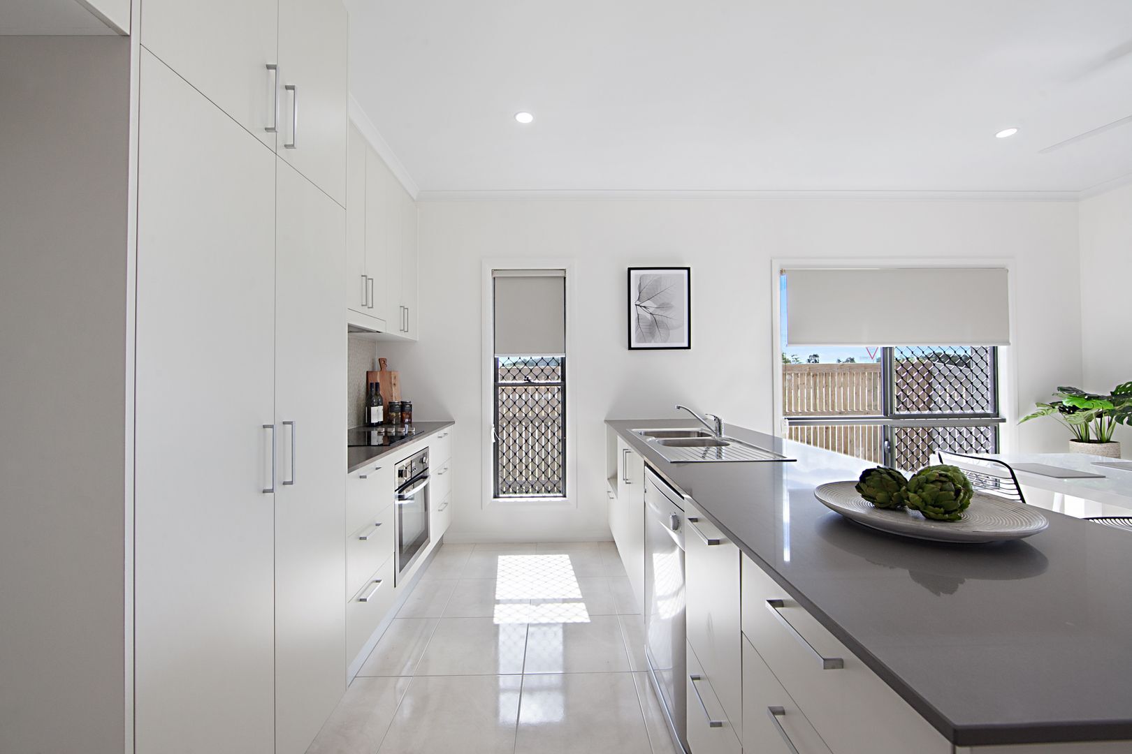 41 Holyoak Avenue, Oonoonba - Thumbnail 4