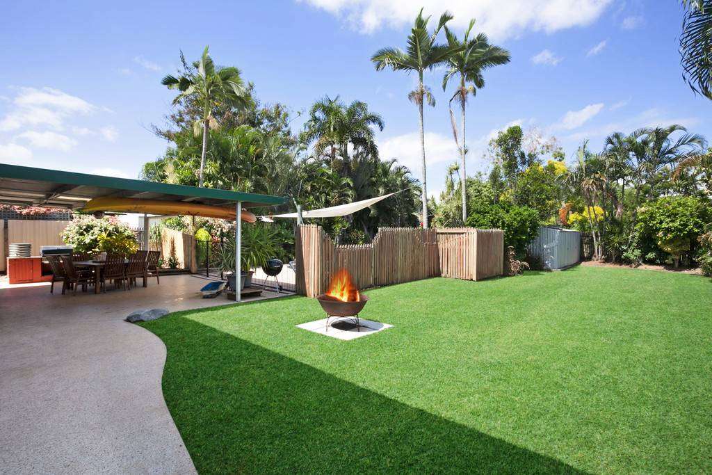 4 Sharon Crescent
