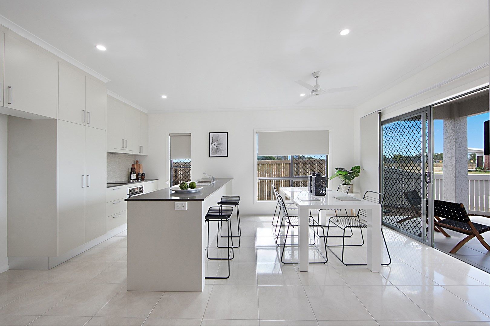 41 Holyoak Avenue, Oonoonba - Thumbnail 2