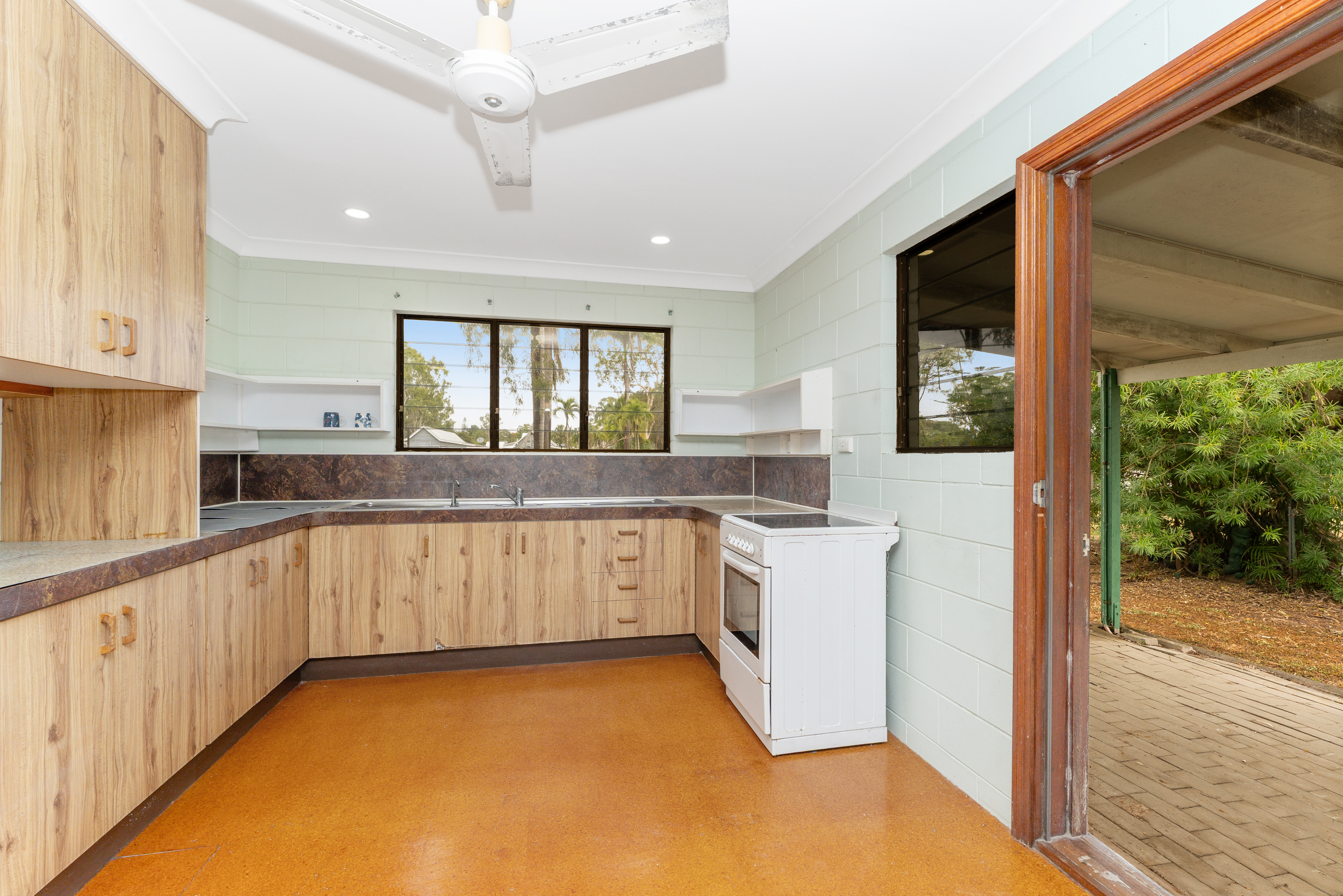 21 Landers Avenue, Rangewood - Thumbnail 8