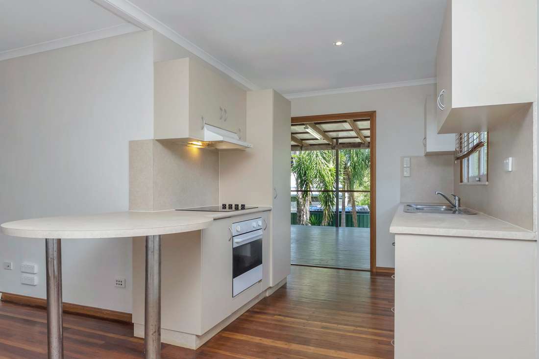 174 Fulham Road, Gulliver - Thumbnail 2