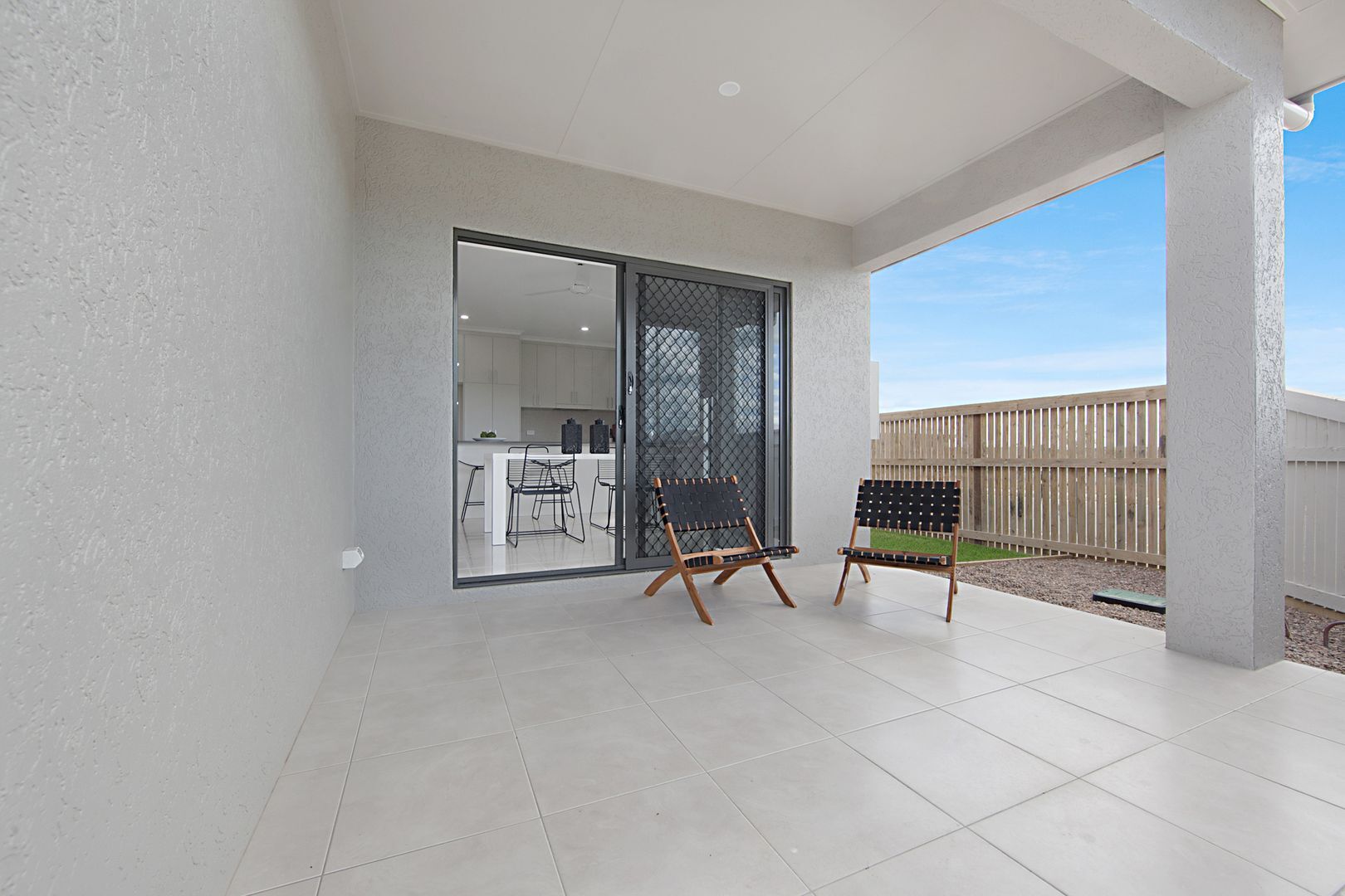 41 Holyoak Avenue, Oonoonba - Thumbnail 3
