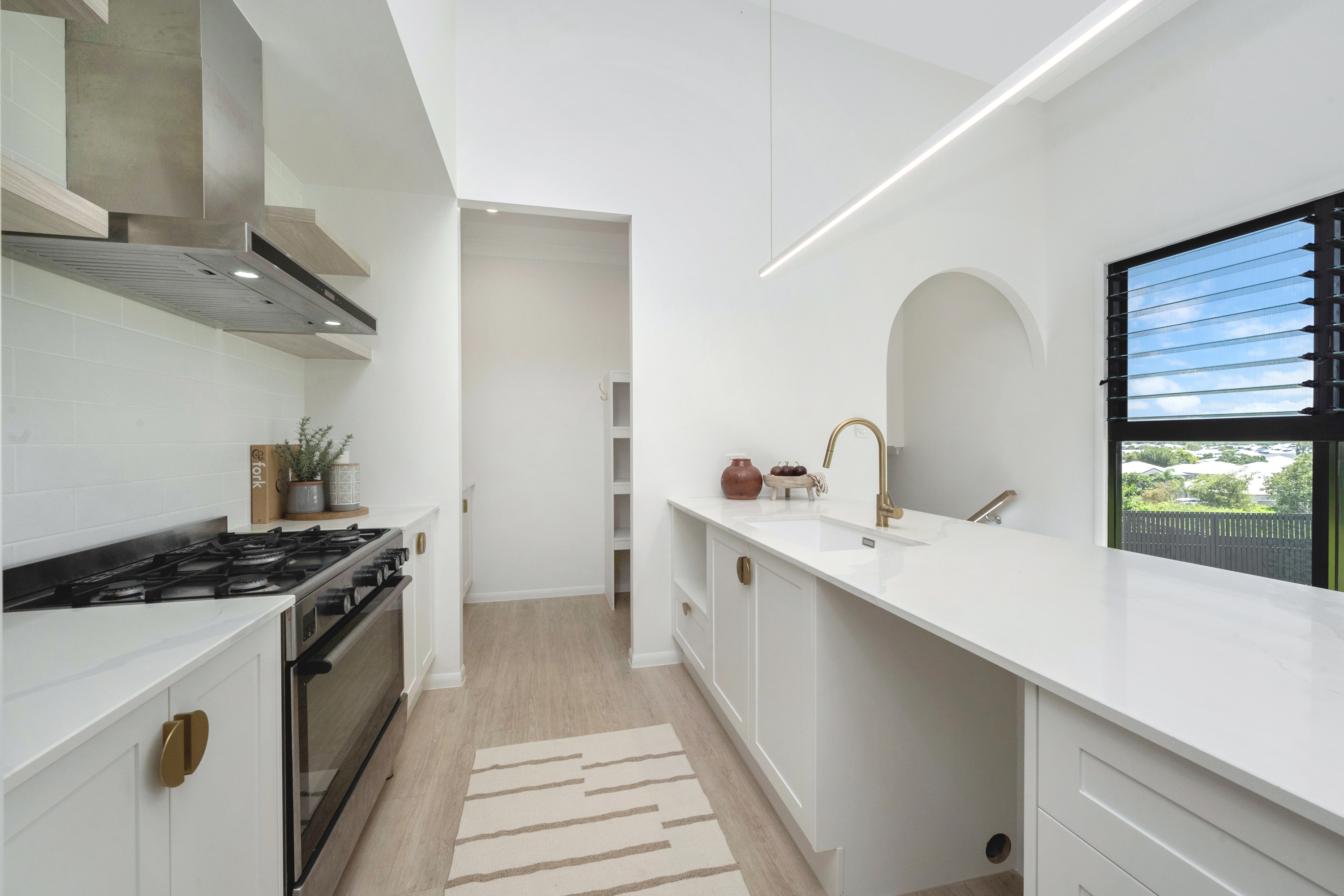 7 Baird Court, Bushland Beach - Thumbnail 7