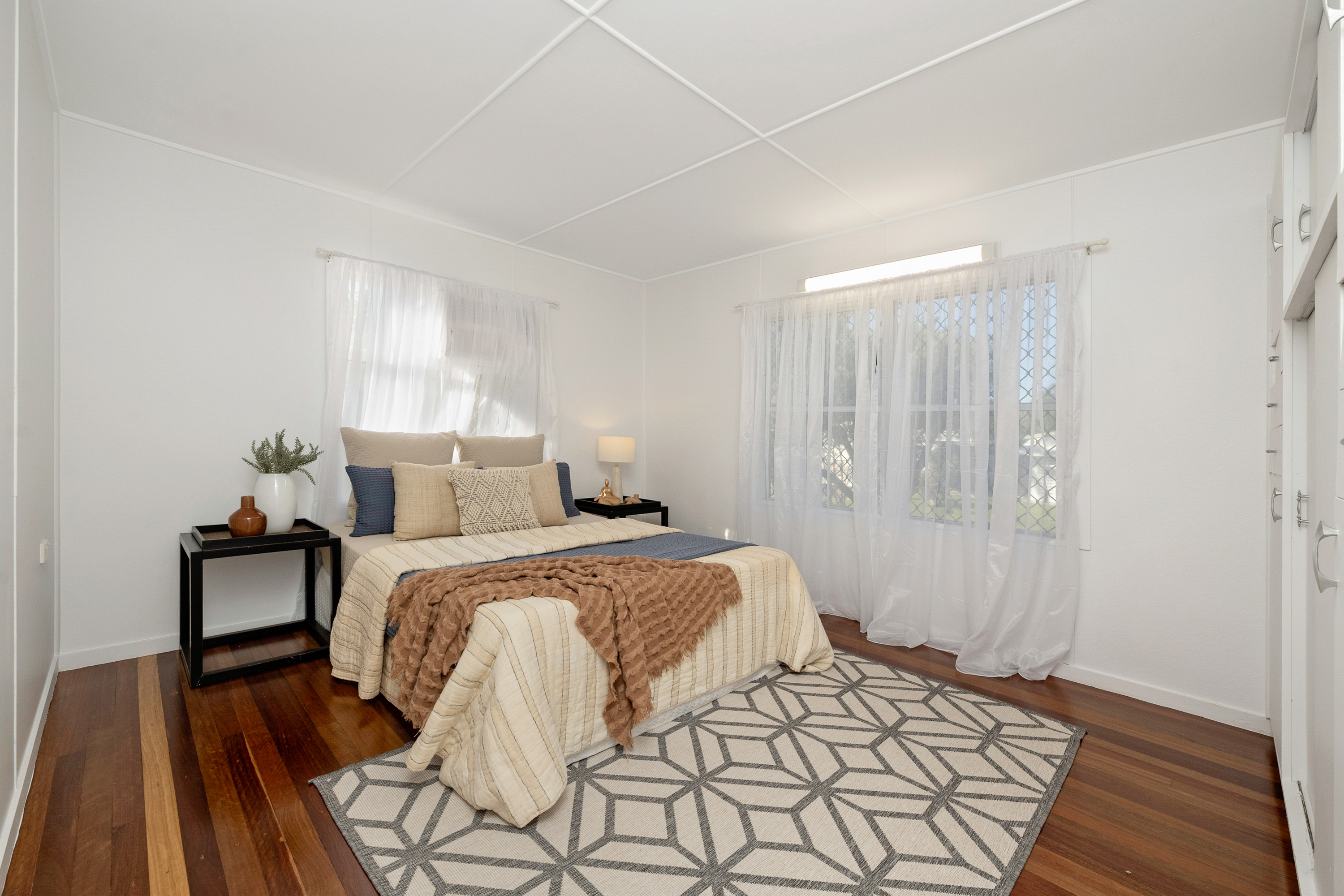 25 Illoura Street, Cranbrook - Thumbnail 8