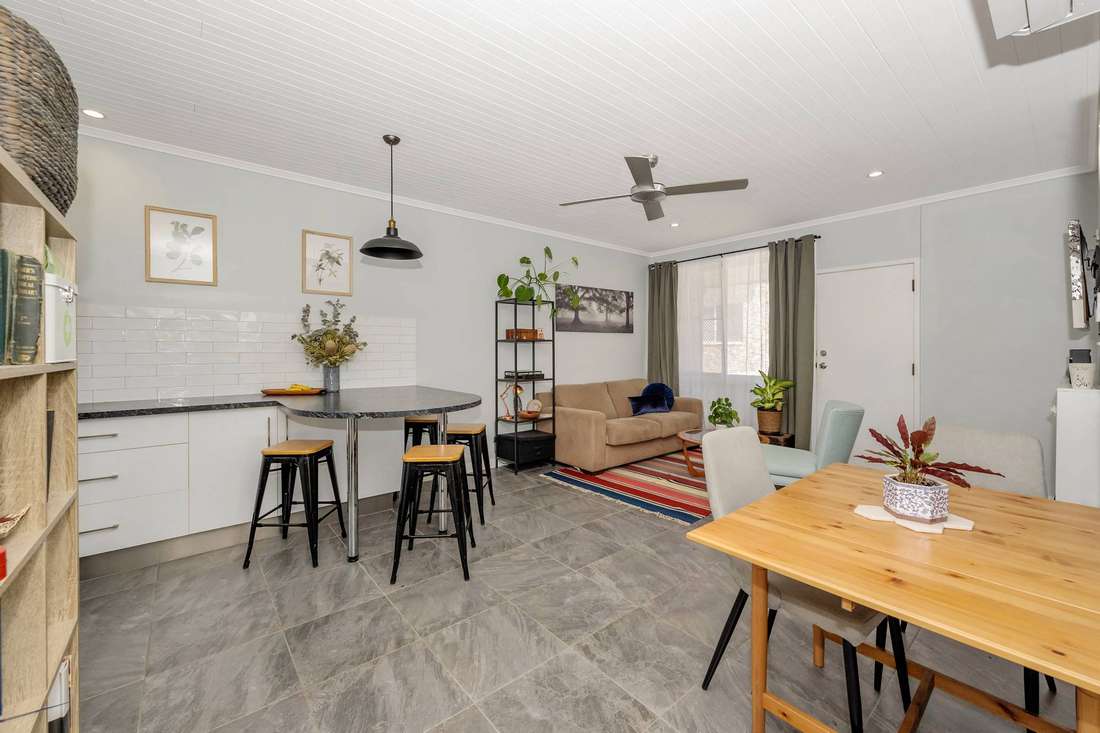 5/63 Cook Street, North Ward - Thumbnail 3
