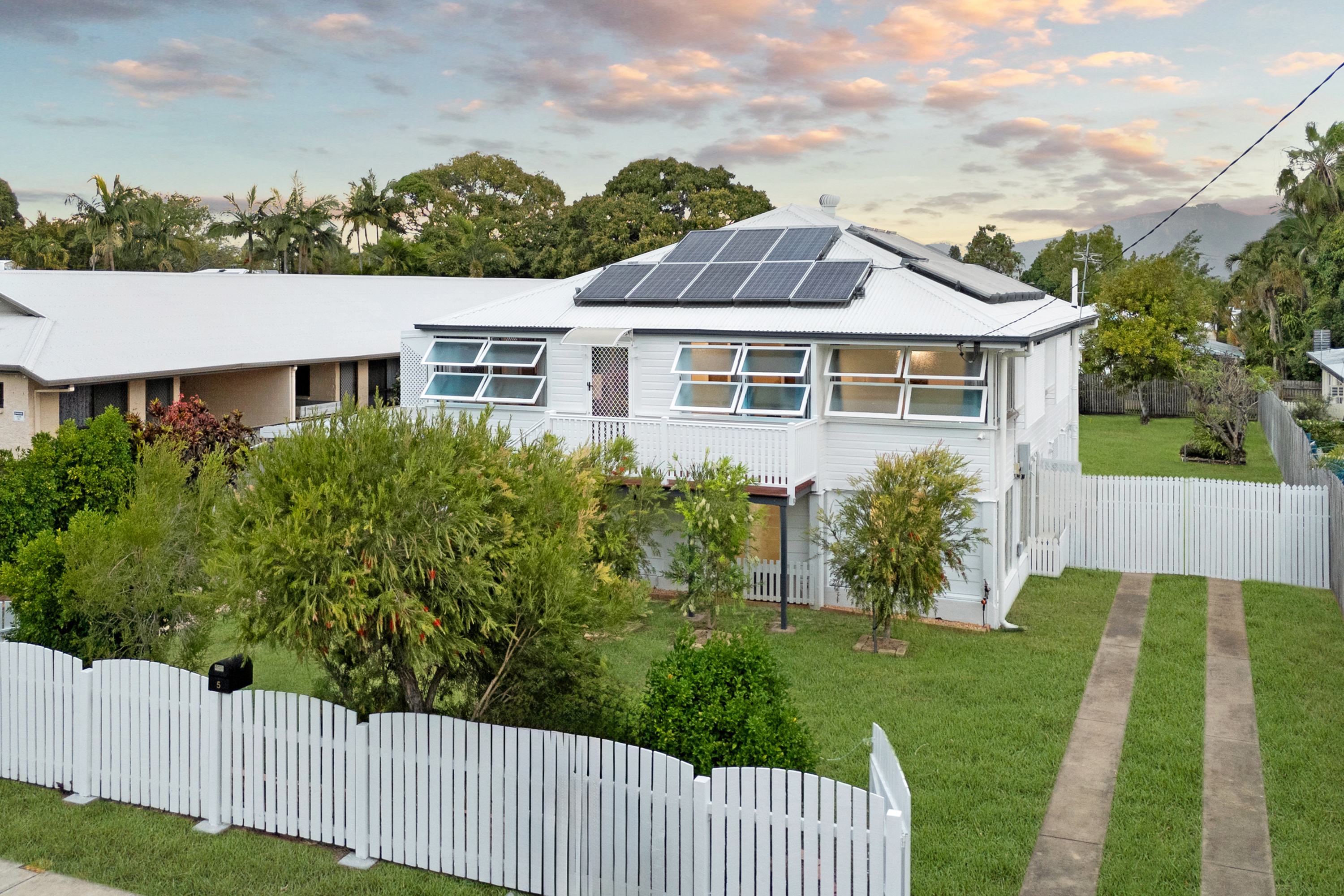 5 Crauford Street, West End - Image 1