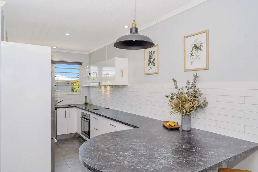 5/63 Cook Street, North Ward - Thumbnail 4