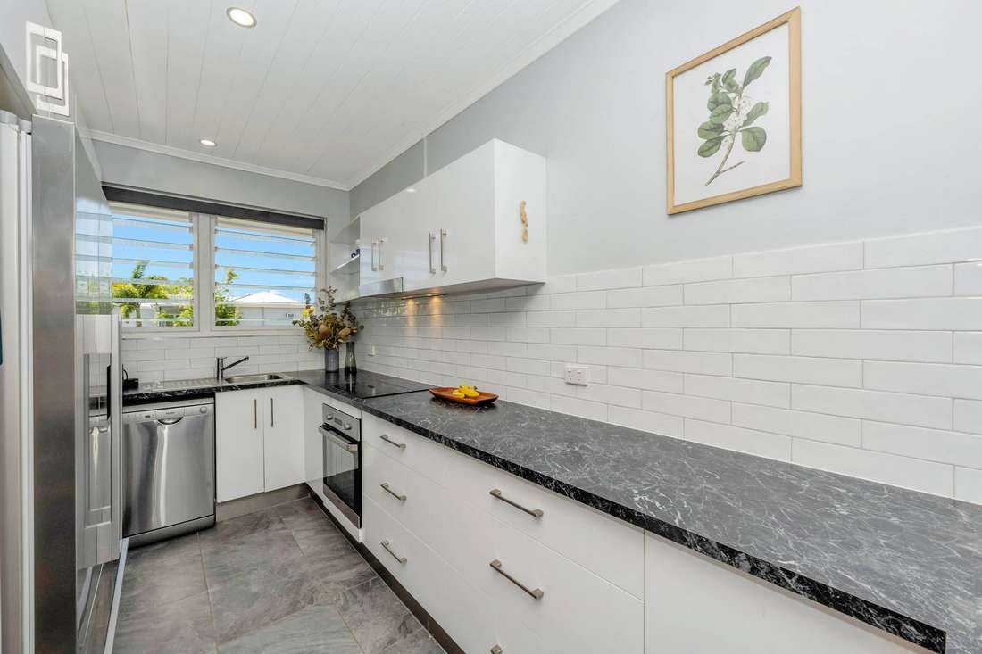 5/63 Cook Street, North Ward - Thumbnail 2