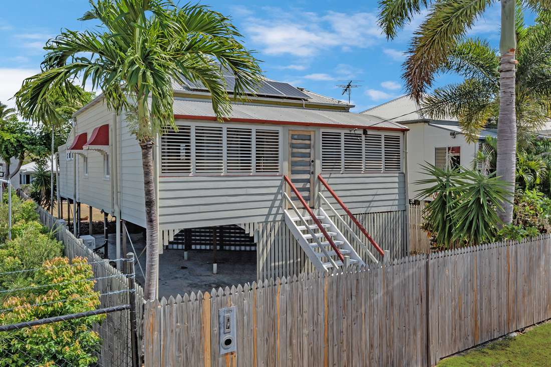 116 Boundary Street, Railway Estate - Image 1