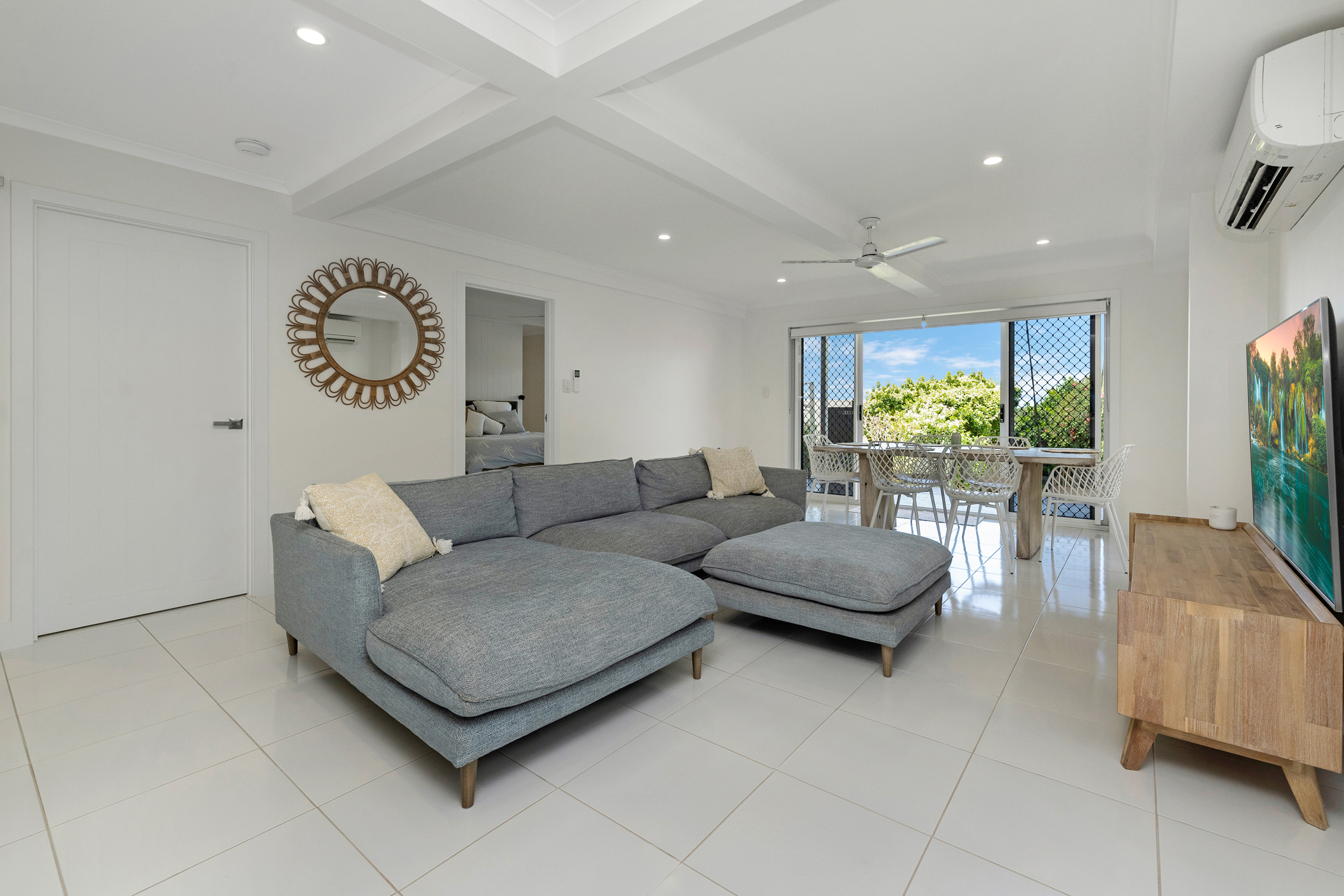 3 Harrier Court, Bushland Beach - Thumbnail 3