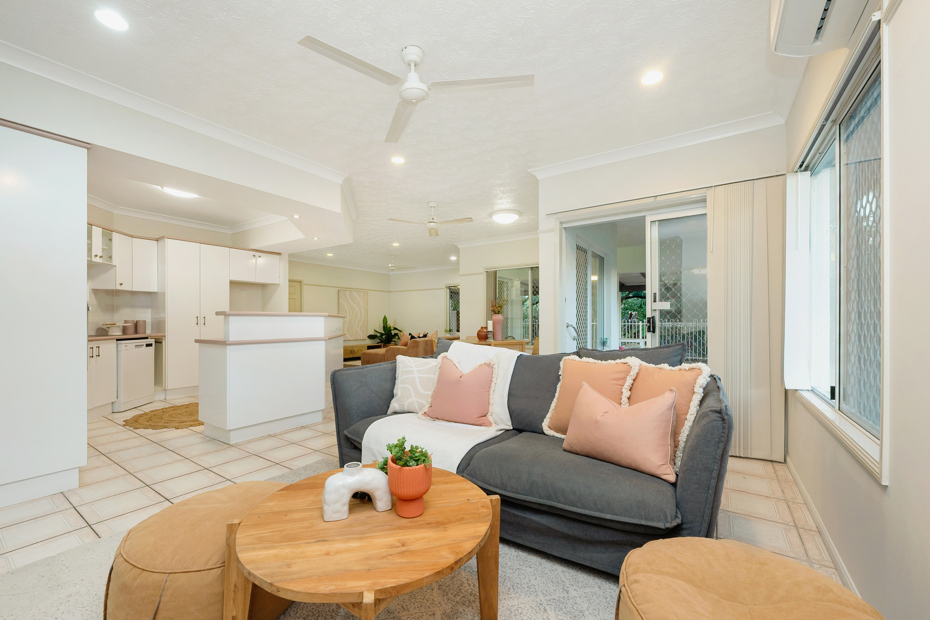 18 Nicholson Court, Annandale - Thumbnail 4