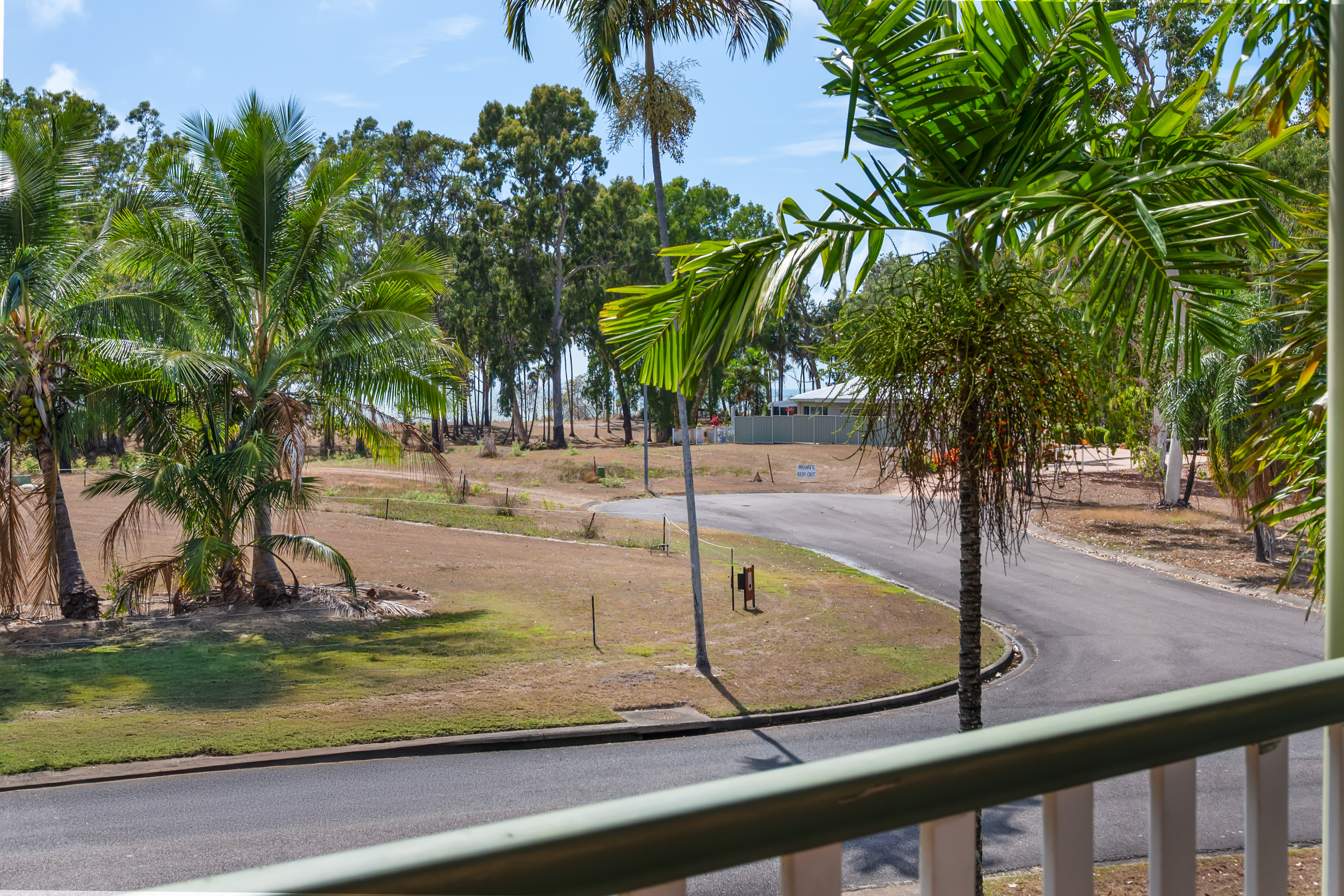 24 Augusta Drive, Balgal Beach - Thumbnail 6