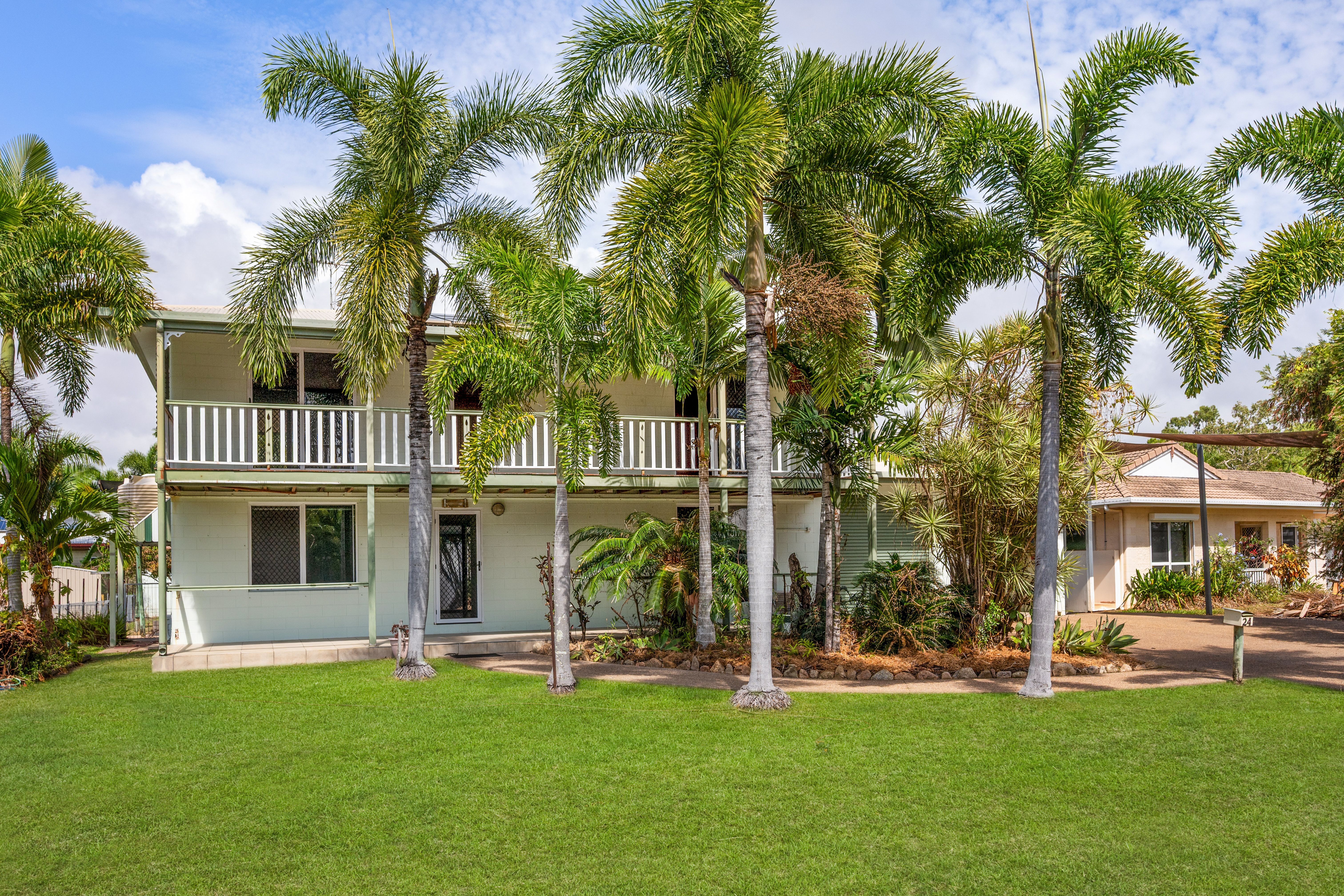 24 Augusta Drive, Balgal Beach - Thumbnail 4