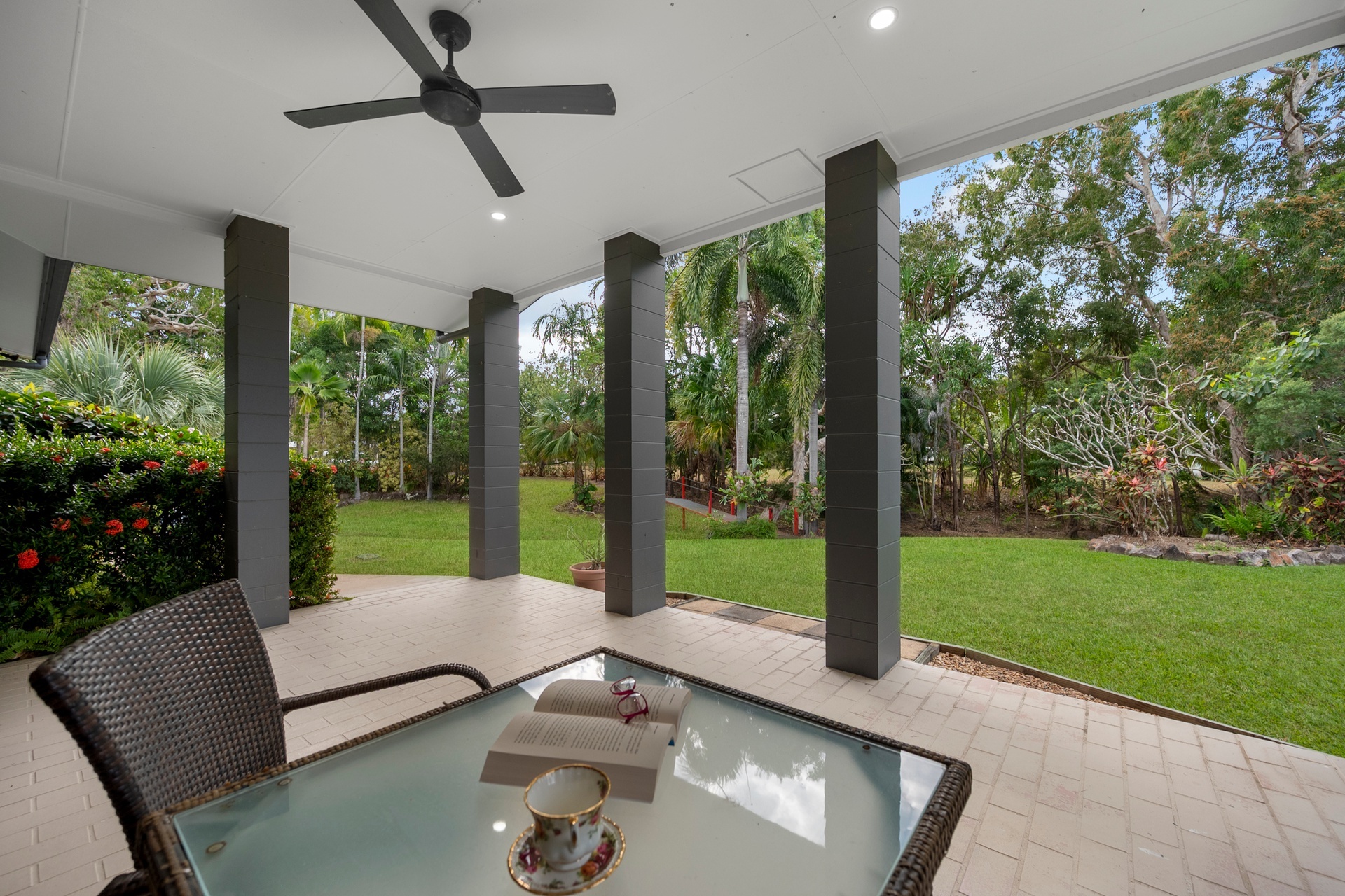 14 Armidale Avenue, Balgal Beach - Thumbnail 3