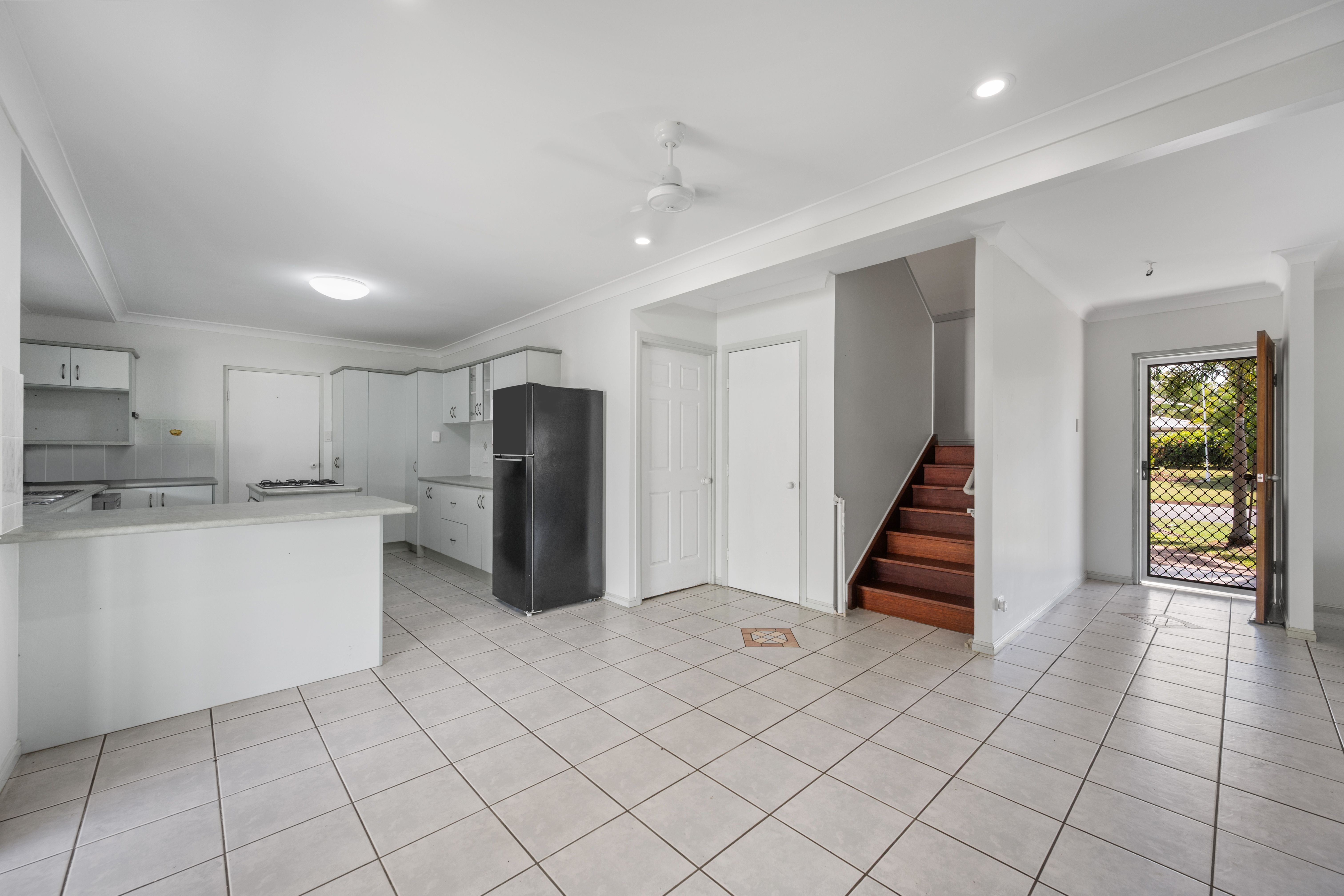 24 Augusta Drive, Balgal Beach - Thumbnail 8