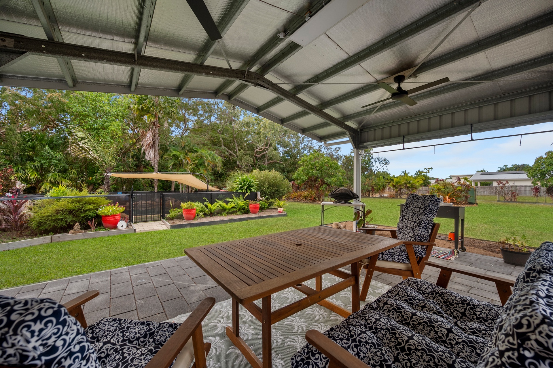 14 Armidale Avenue, Balgal Beach - Thumbnail 5