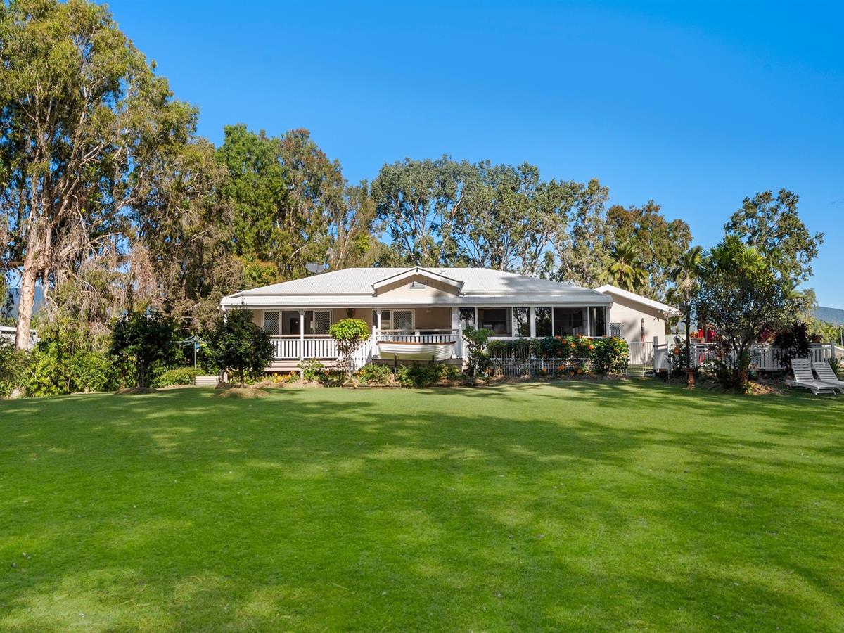 4 Wild Dunes Court property image