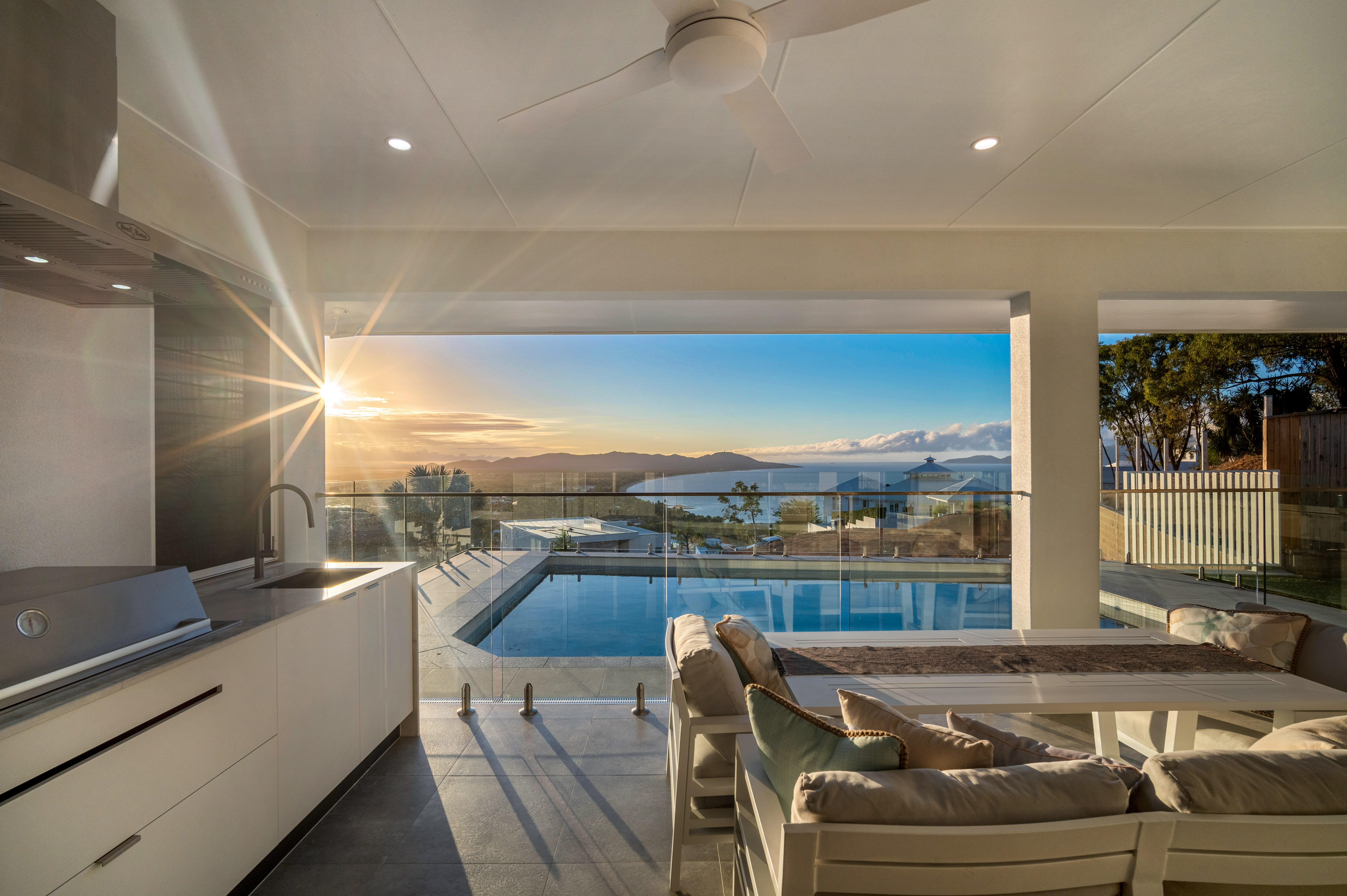 11 The Point, Castle Hill - Image 1