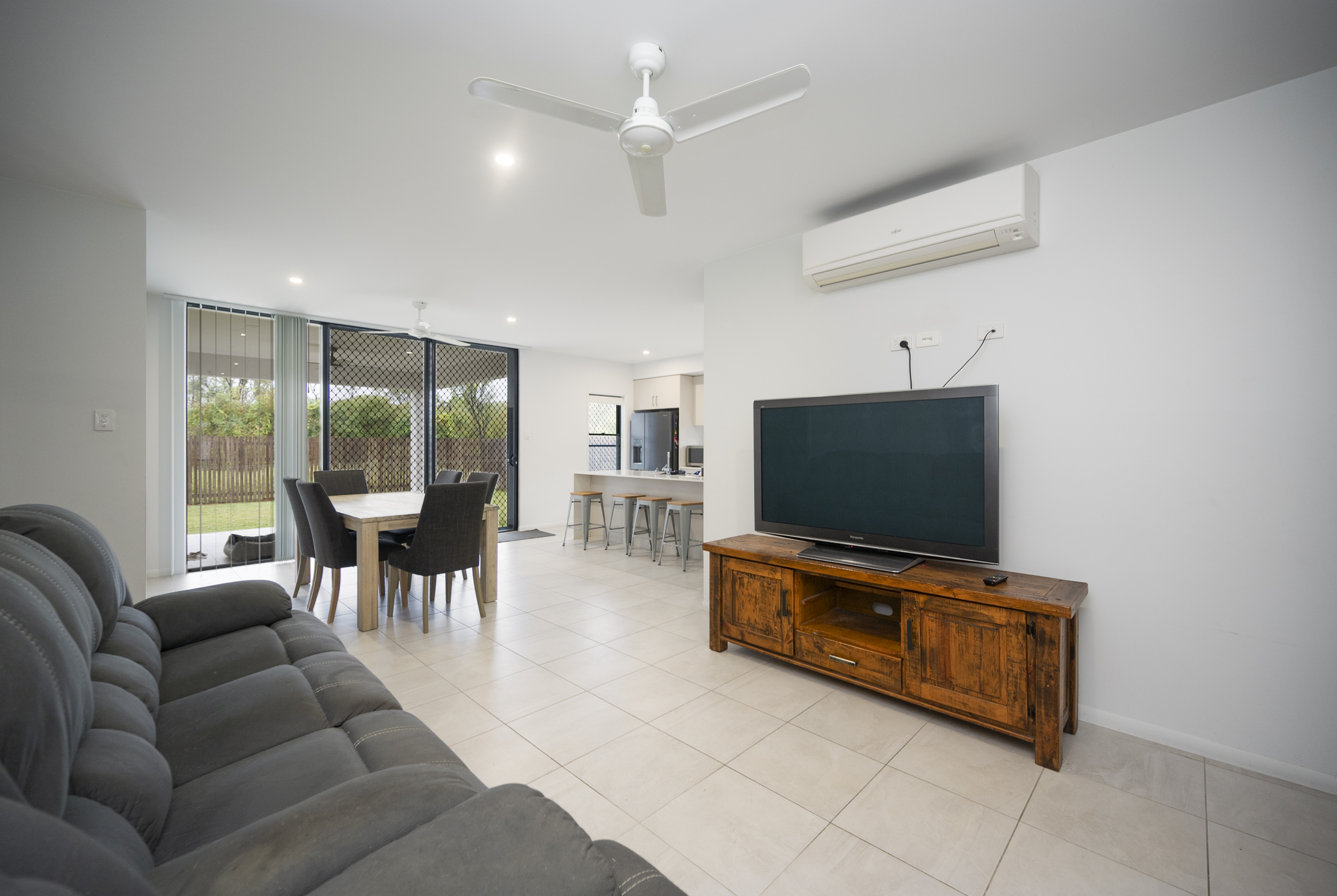 15 Delaware Green, Mount Louisa - Thumbnail 4