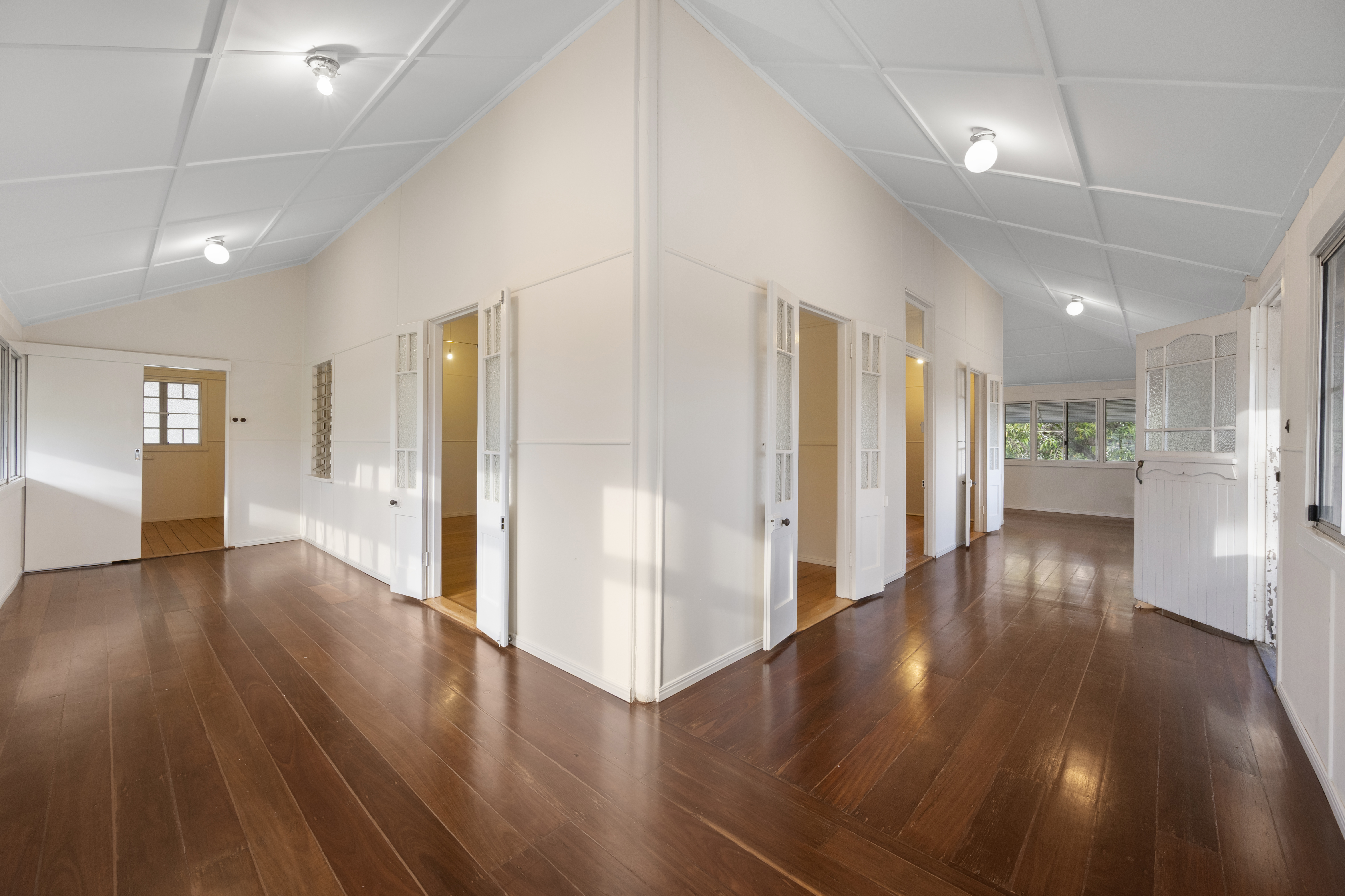 31 Garrick Street, West End - Thumbnail 5
