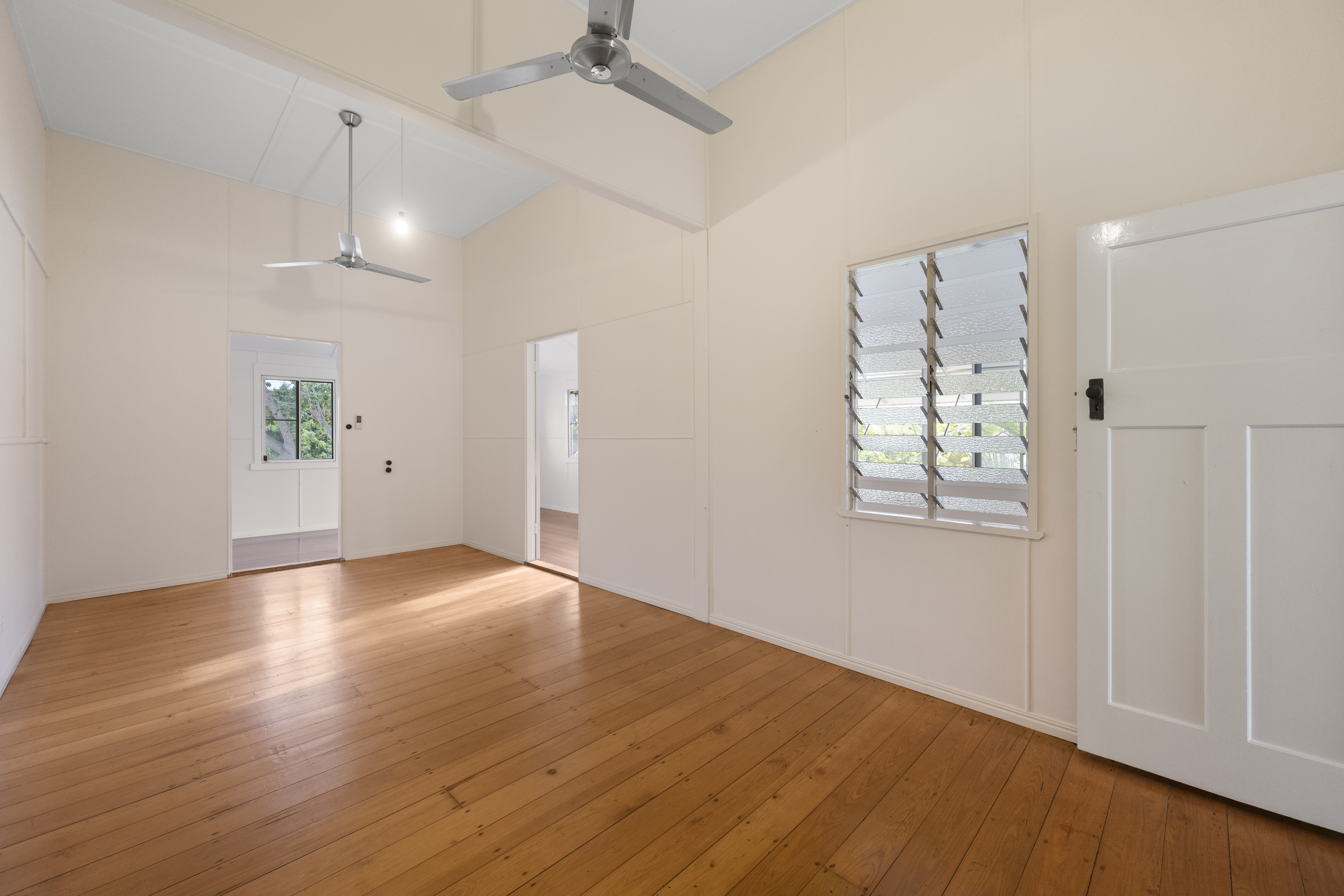 31 Garrick Street, West End - Thumbnail 8