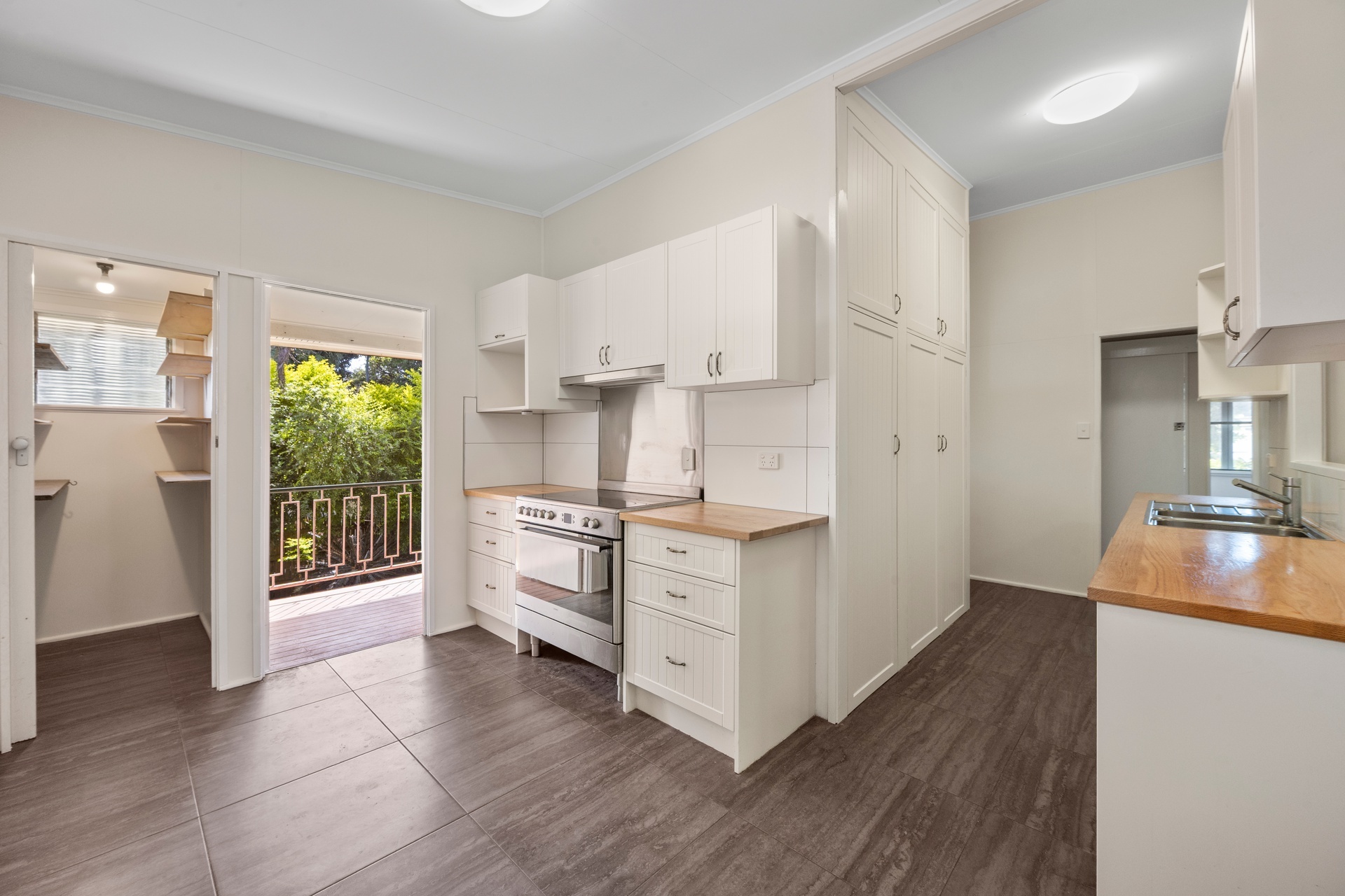 21 Sabadine Street, Aitkenvale - Thumbnail 2