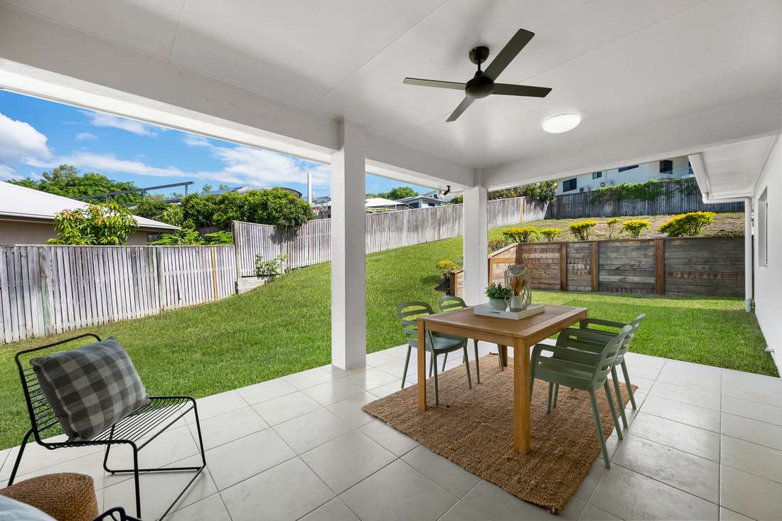 Photo 12 of 25 Coorabin Avenue, Douglas