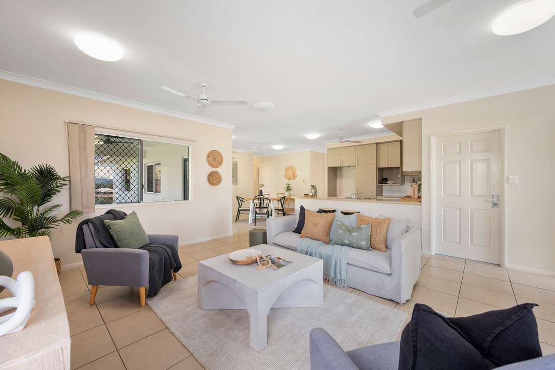 Photo 2 of 25 Coorabin Avenue, Douglas
