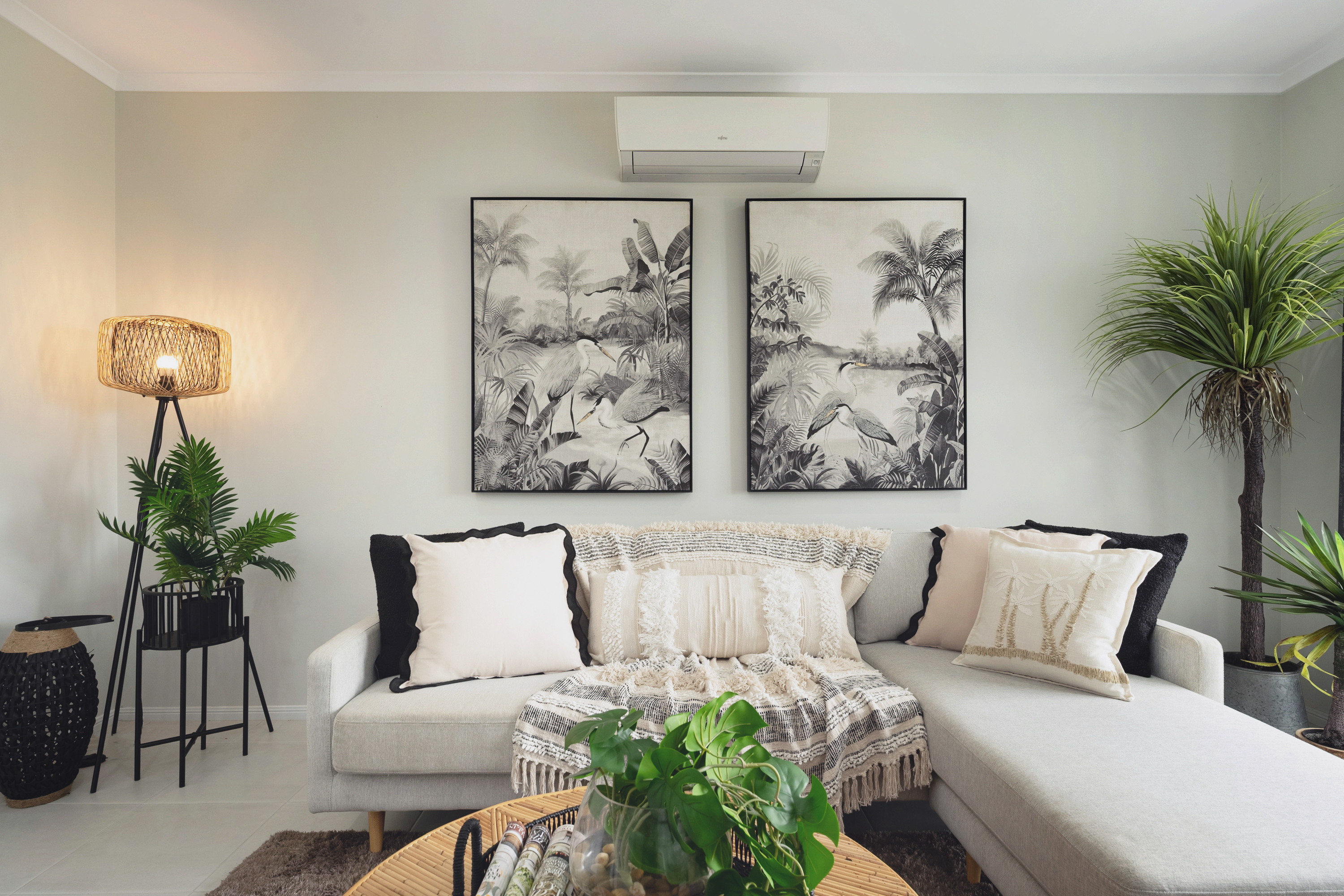 83 Tasman Circuit, Burdell - Thumbnail 2