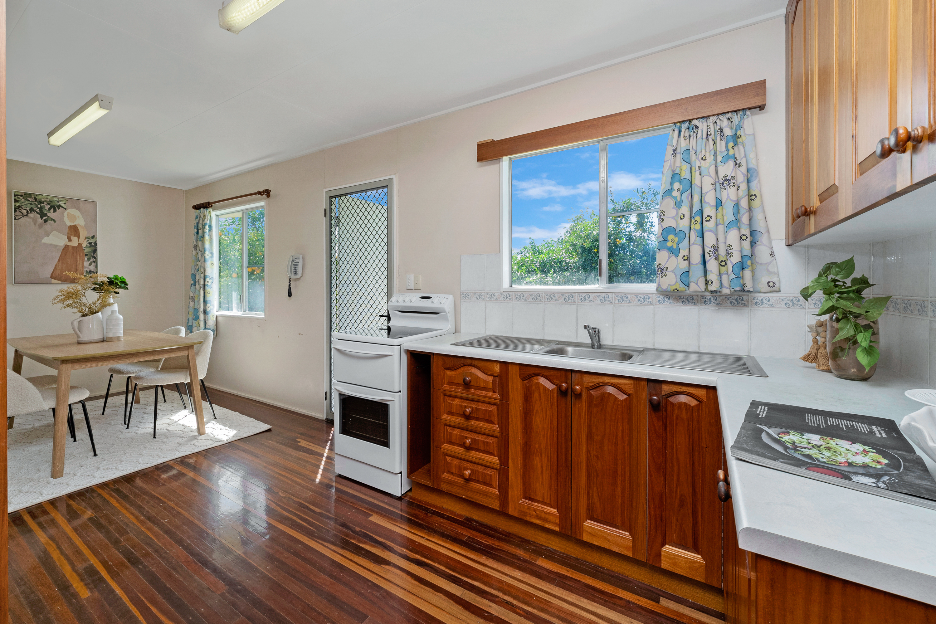 Photo 4 of 12 Cabarita Street, Cranbrook