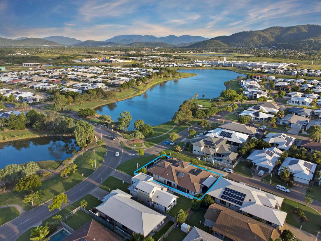44 Springbrook Pde, Idalia - Thumbnail 2