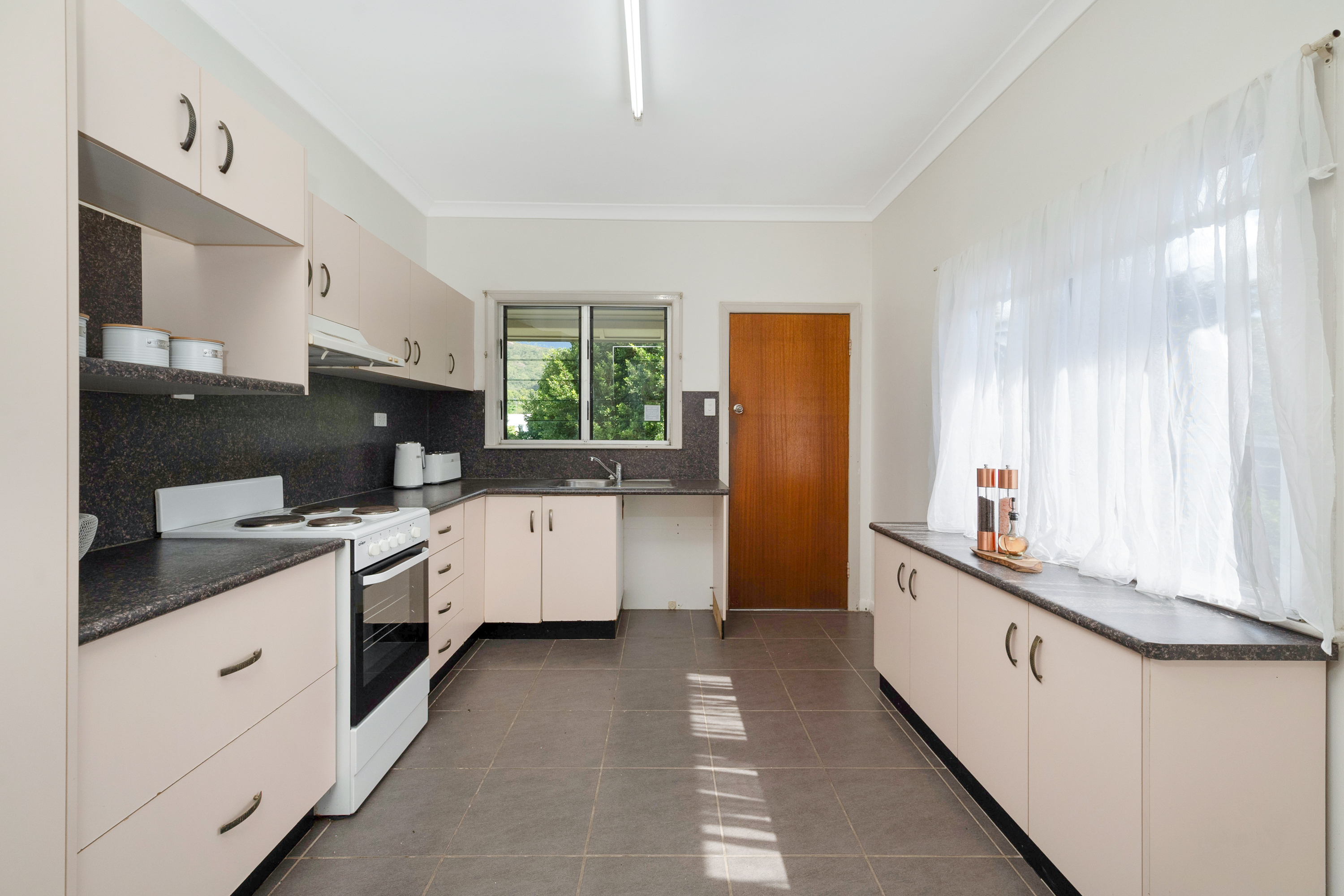 47 Georgina Street, Wulguru - Thumbnail 2