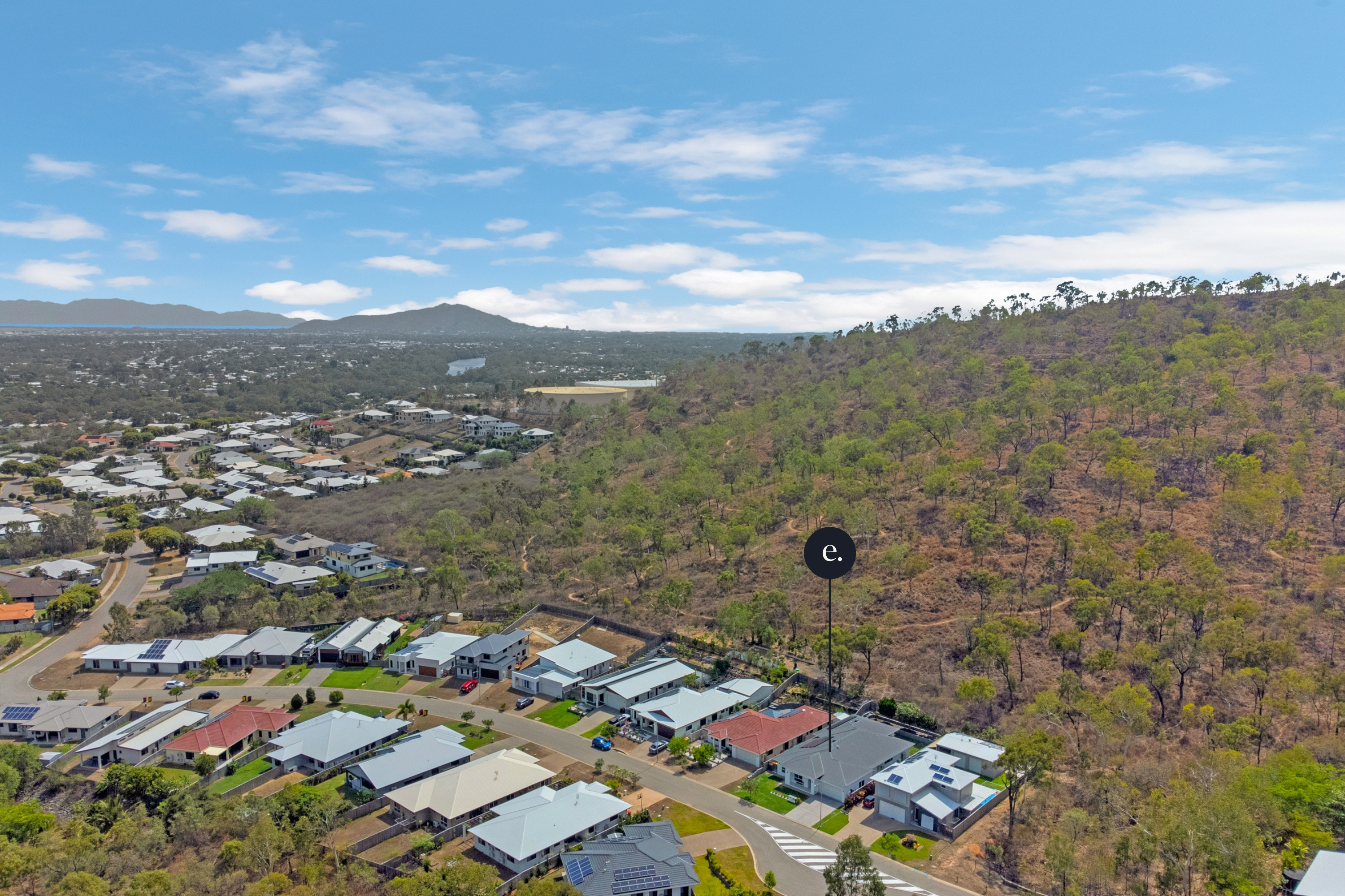 21 Arana Close, Douglas - Thumbnail 2