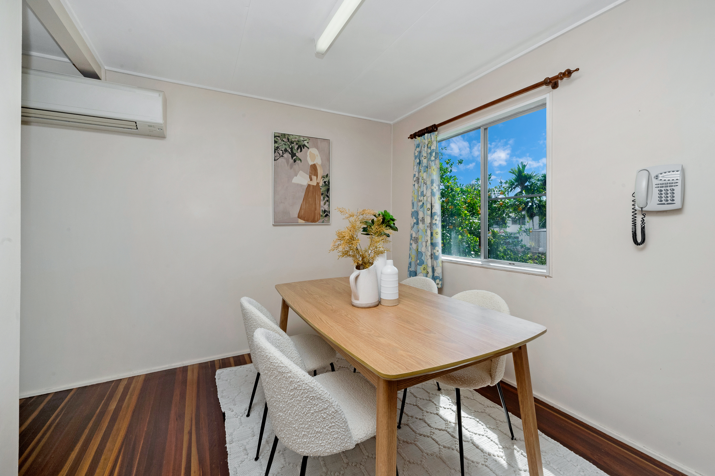 Photo 5 of 12 Cabarita Street, Cranbrook