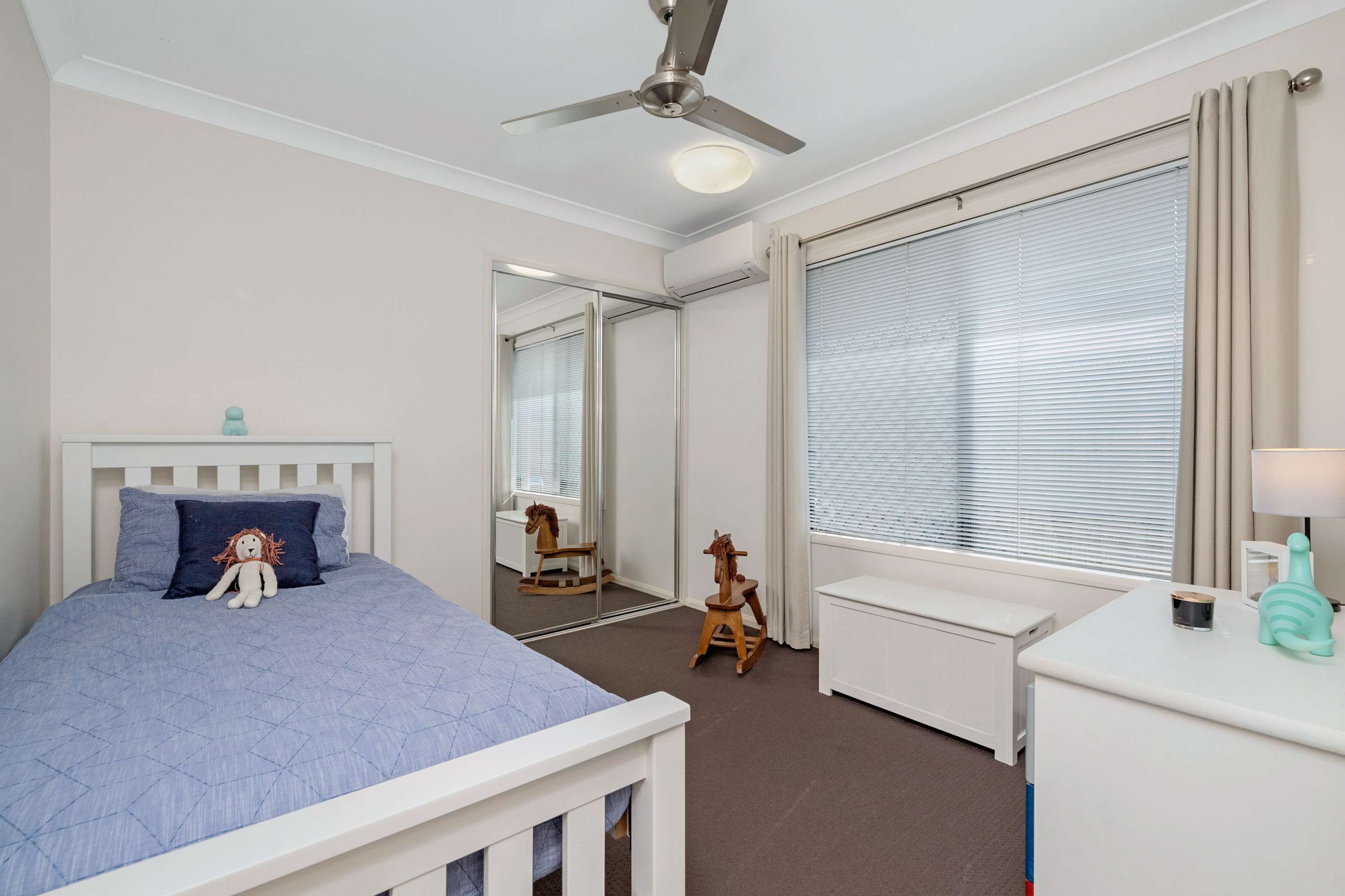 24 Kroymans Drive, Mount Louisa - Thumbnail 7