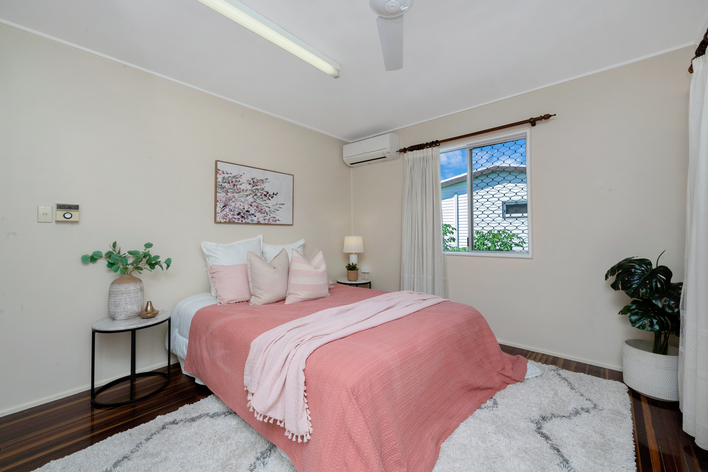 Photo 8 of 12 Cabarita Street, Cranbrook