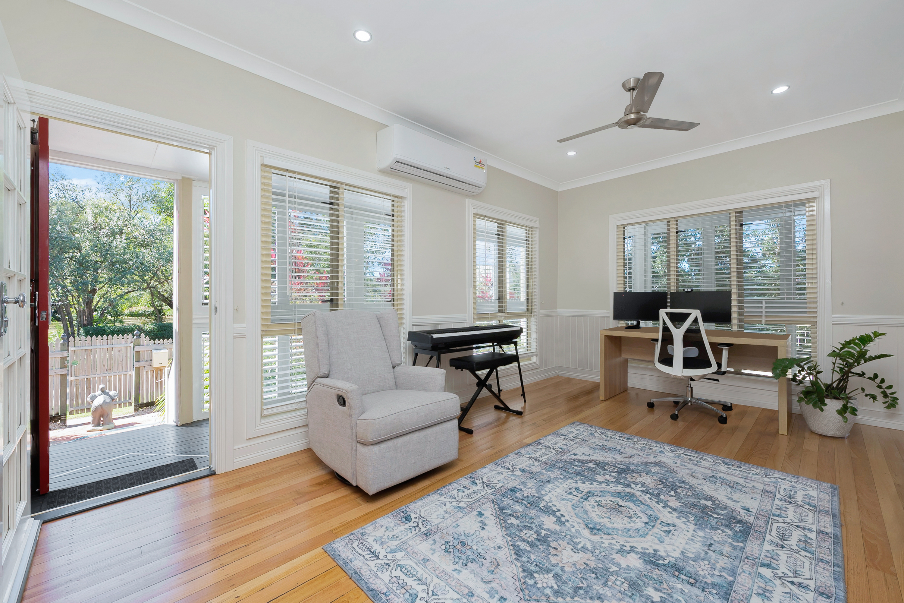 1 Mustey Close, Mount Louisa - Thumbnail 6