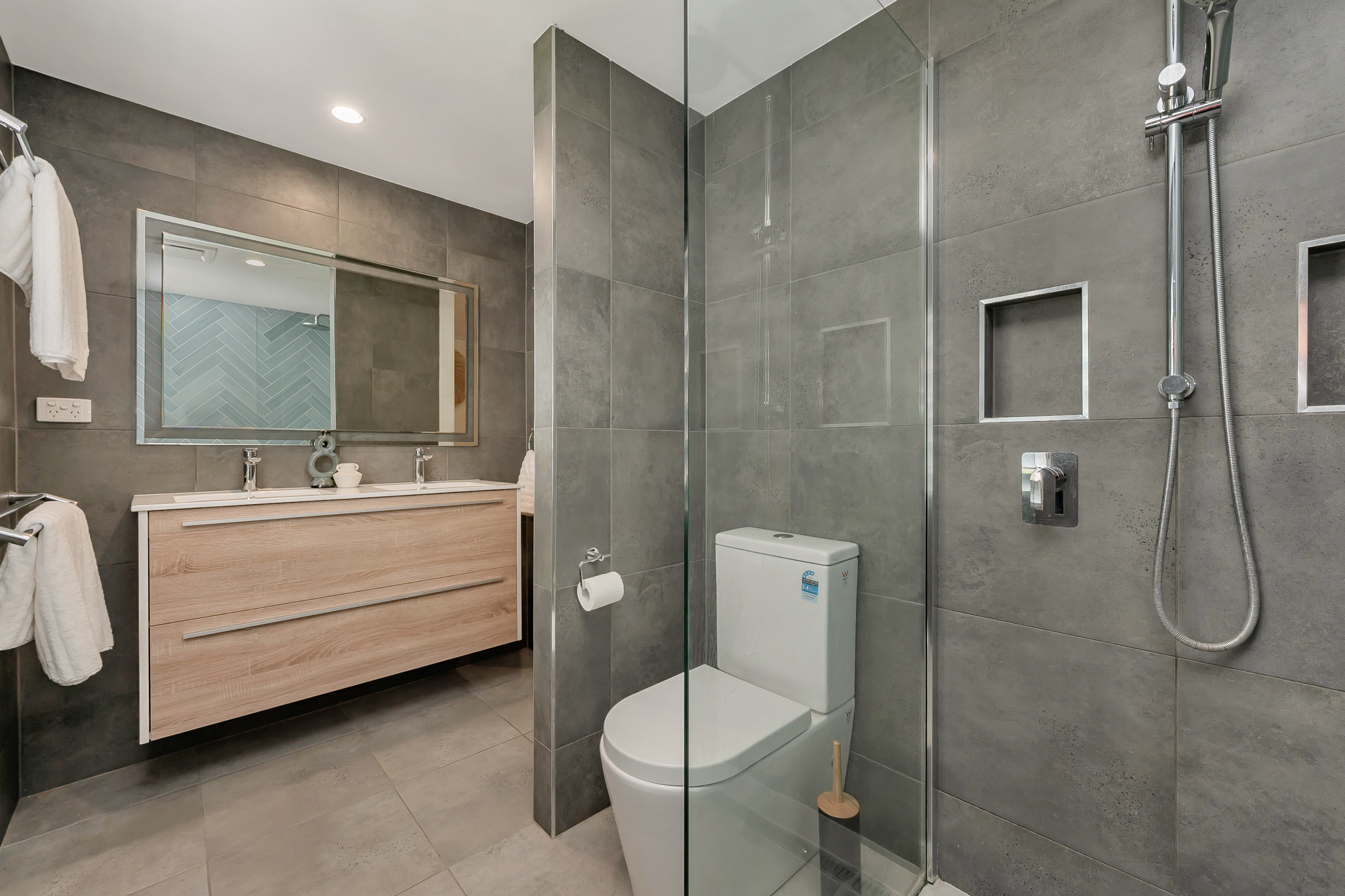 3 John Street, West End - Thumbnail 7