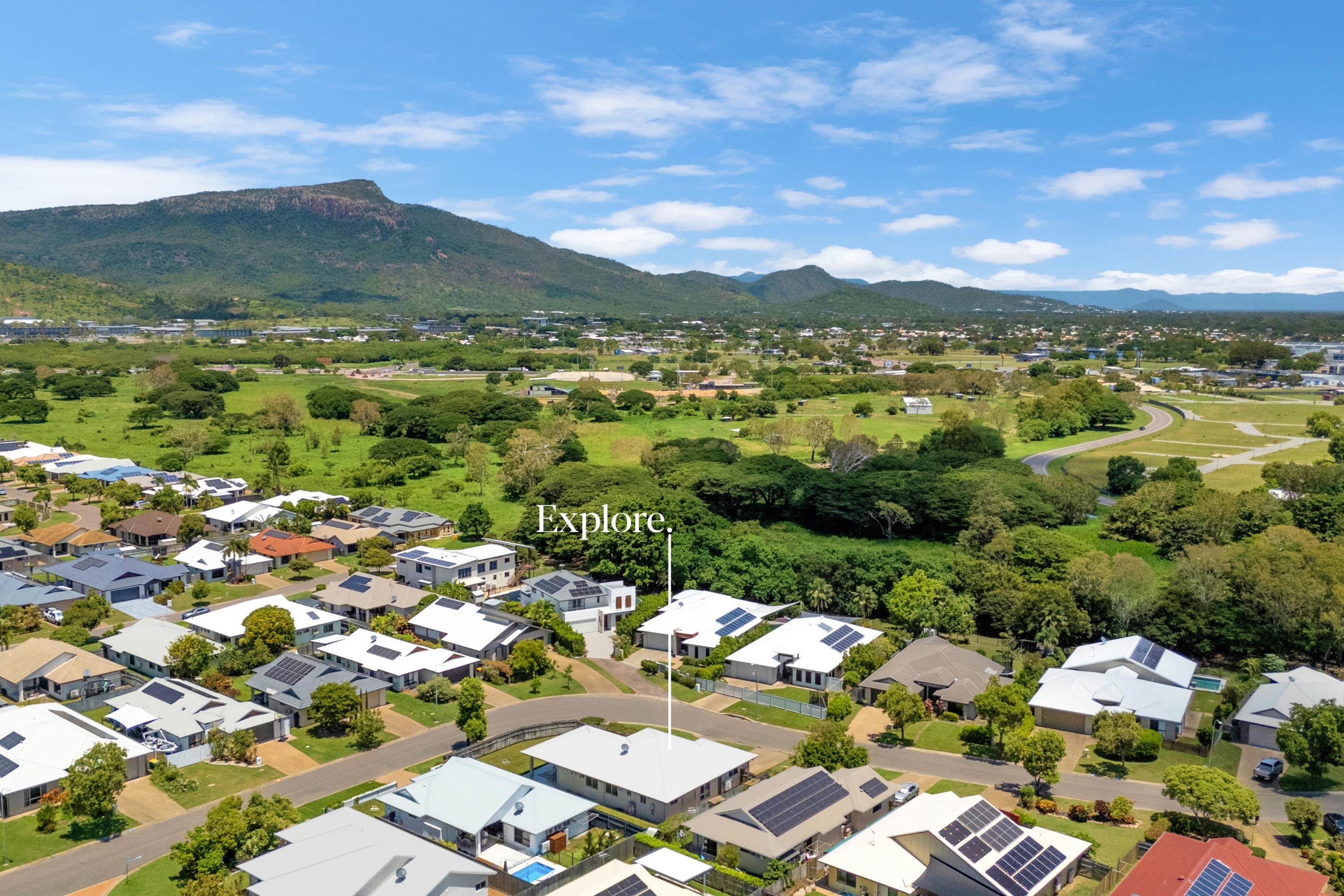 16 Springbrook Parade, Idalia - Thumbnail 2