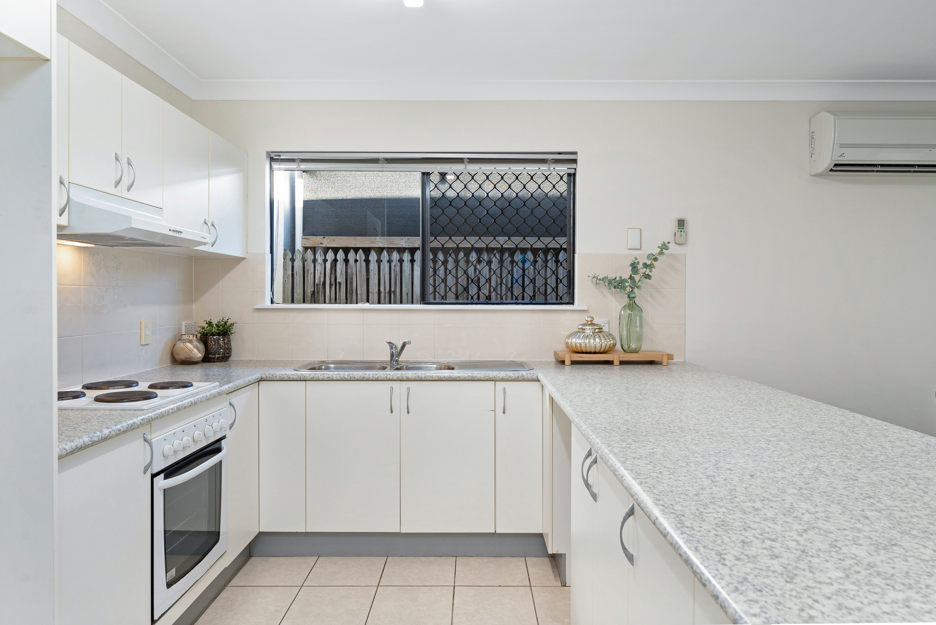 4 Lilium Close, Kirwan - Thumbnail 3